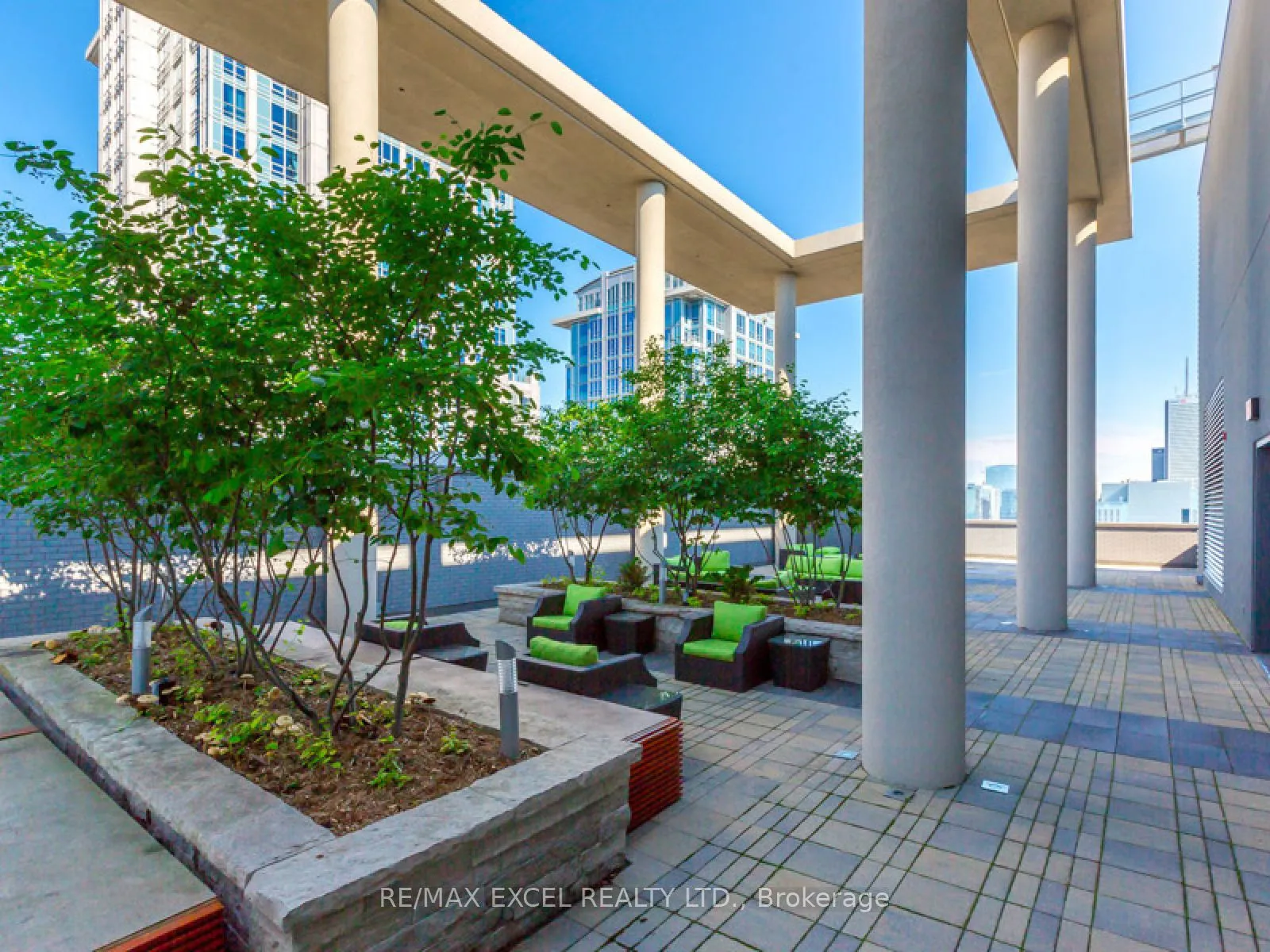 770 Bay Street, #Ph306