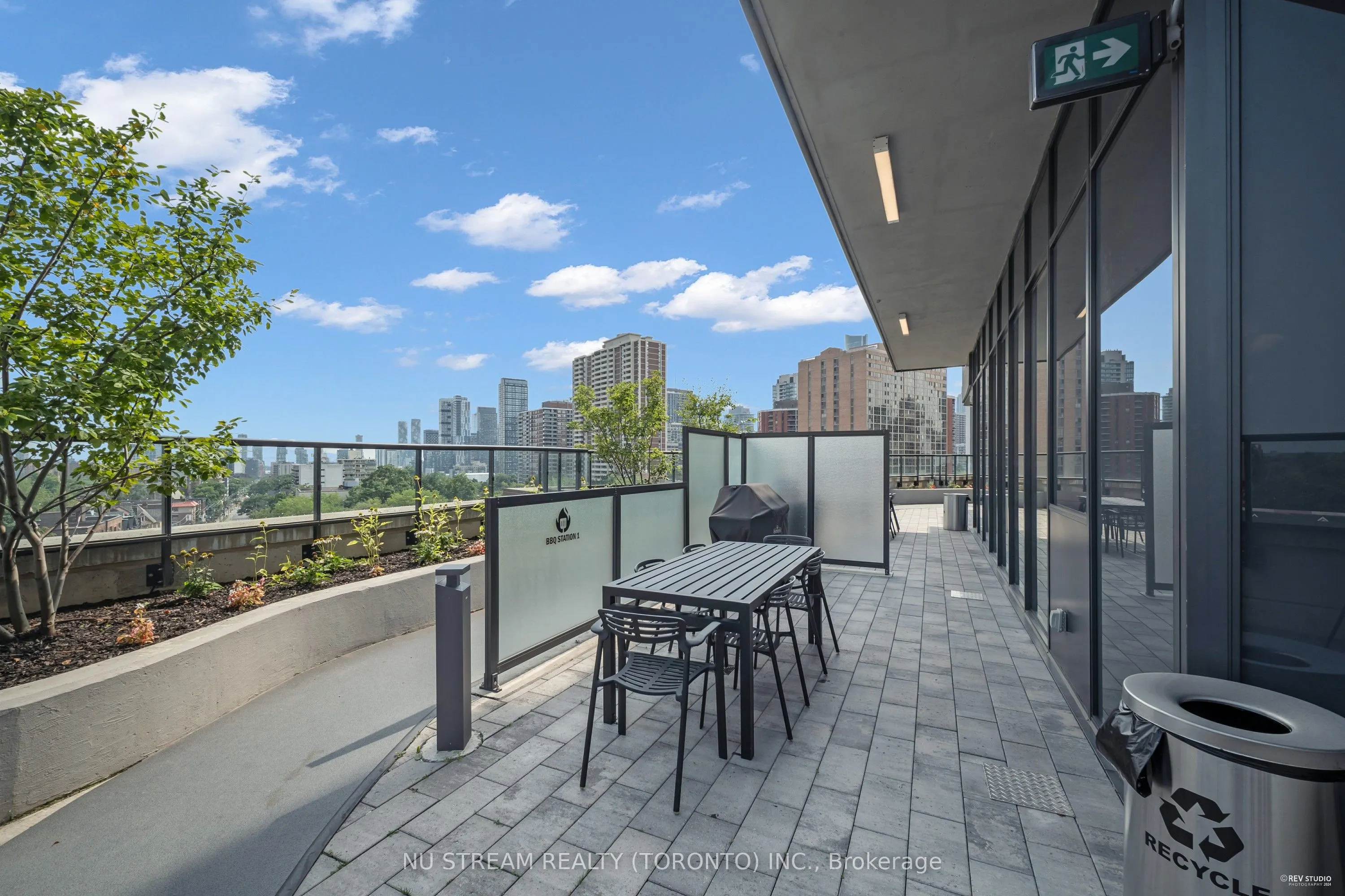 159 Wellesley Street E, #3003