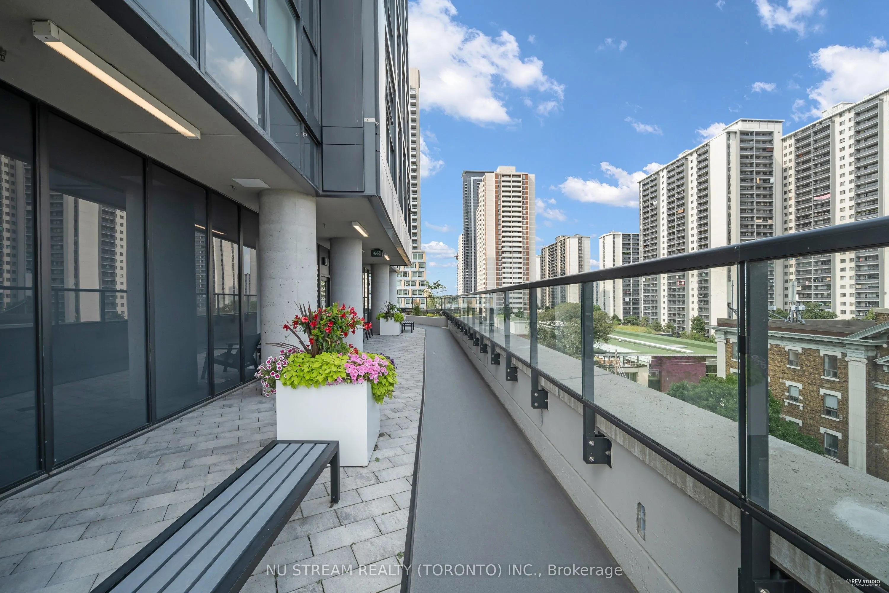 159 Wellesley Street E, #3003