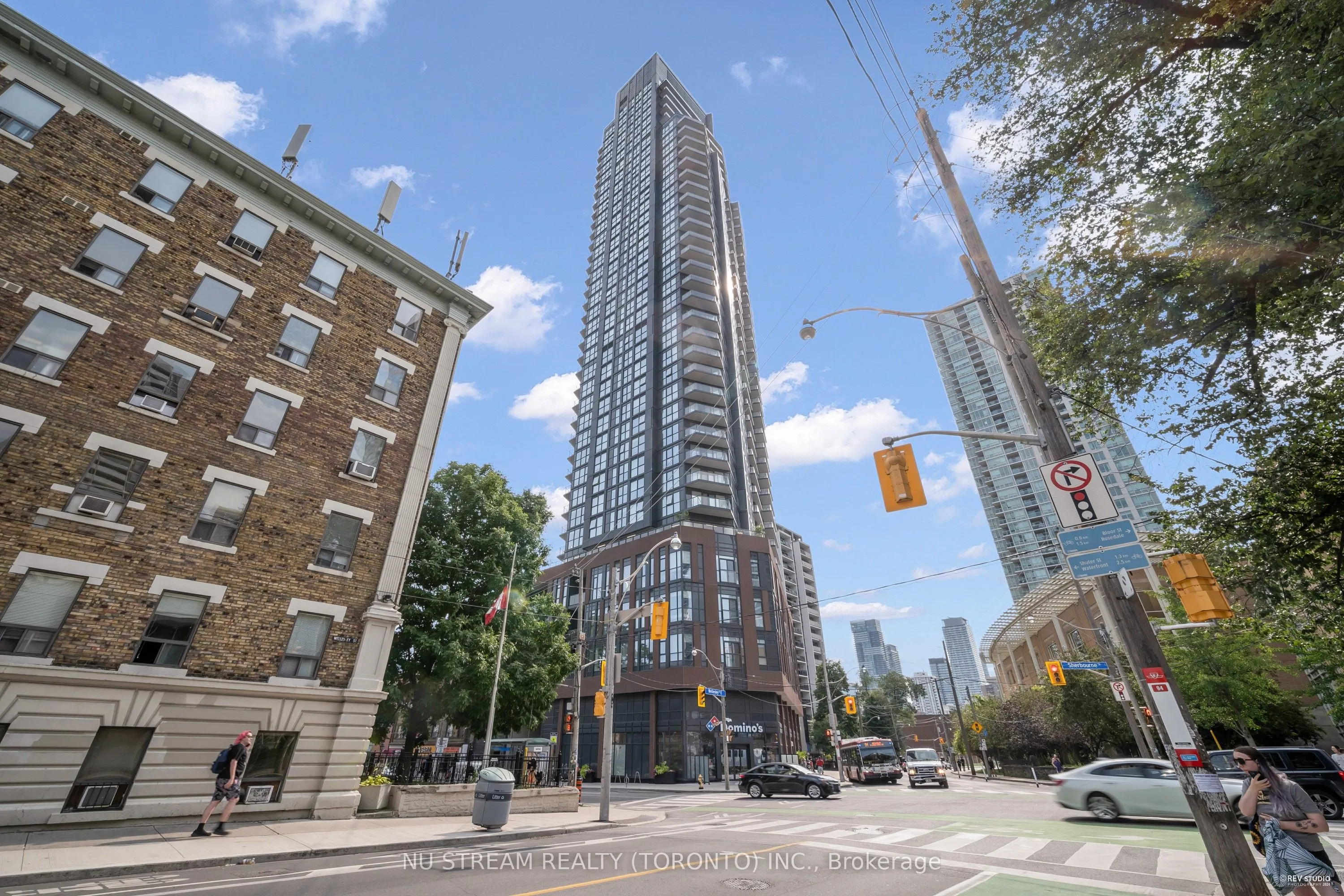 159 Wellesley Street E, #3003