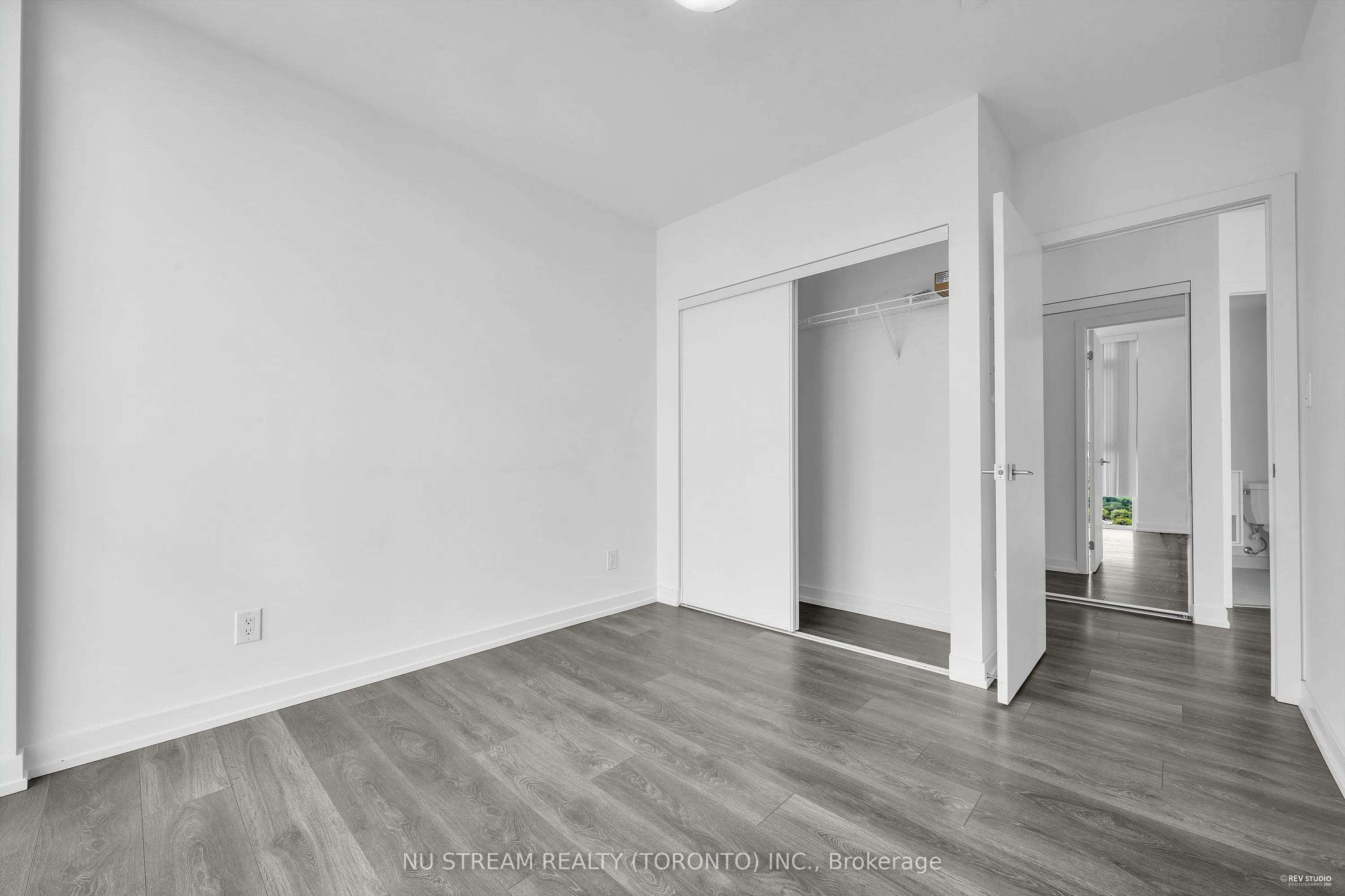 159 Wellesley Street E, #3003
