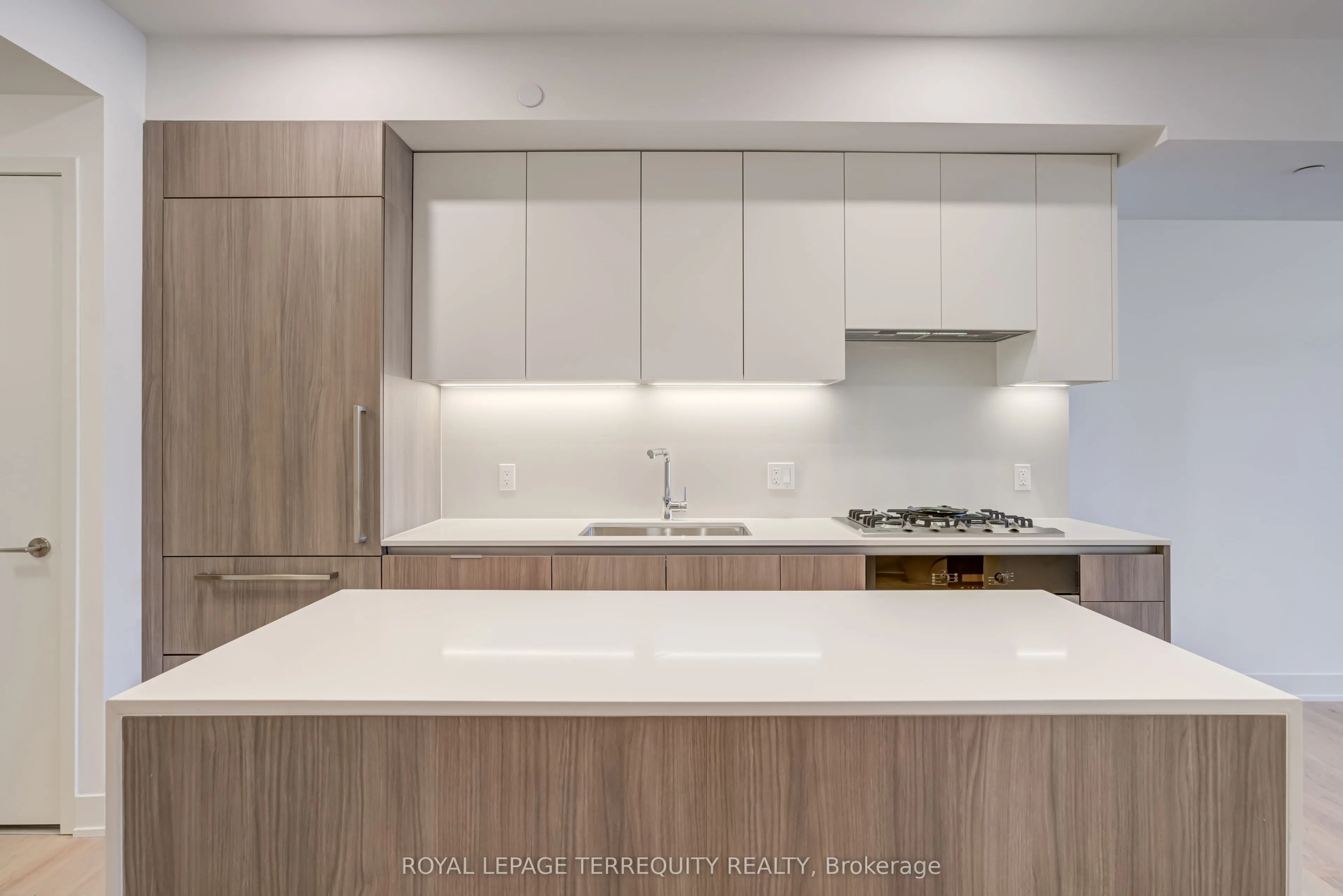 200 Keewatin Avenue, #301