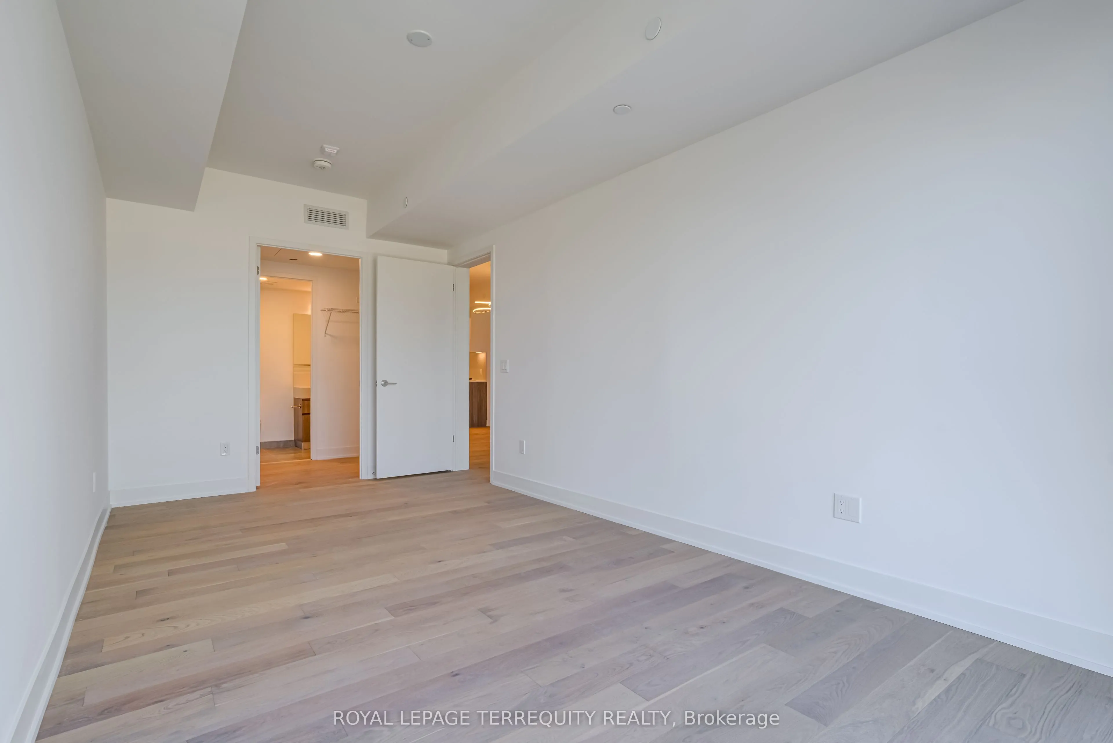 200 Keewatin Avenue, #301