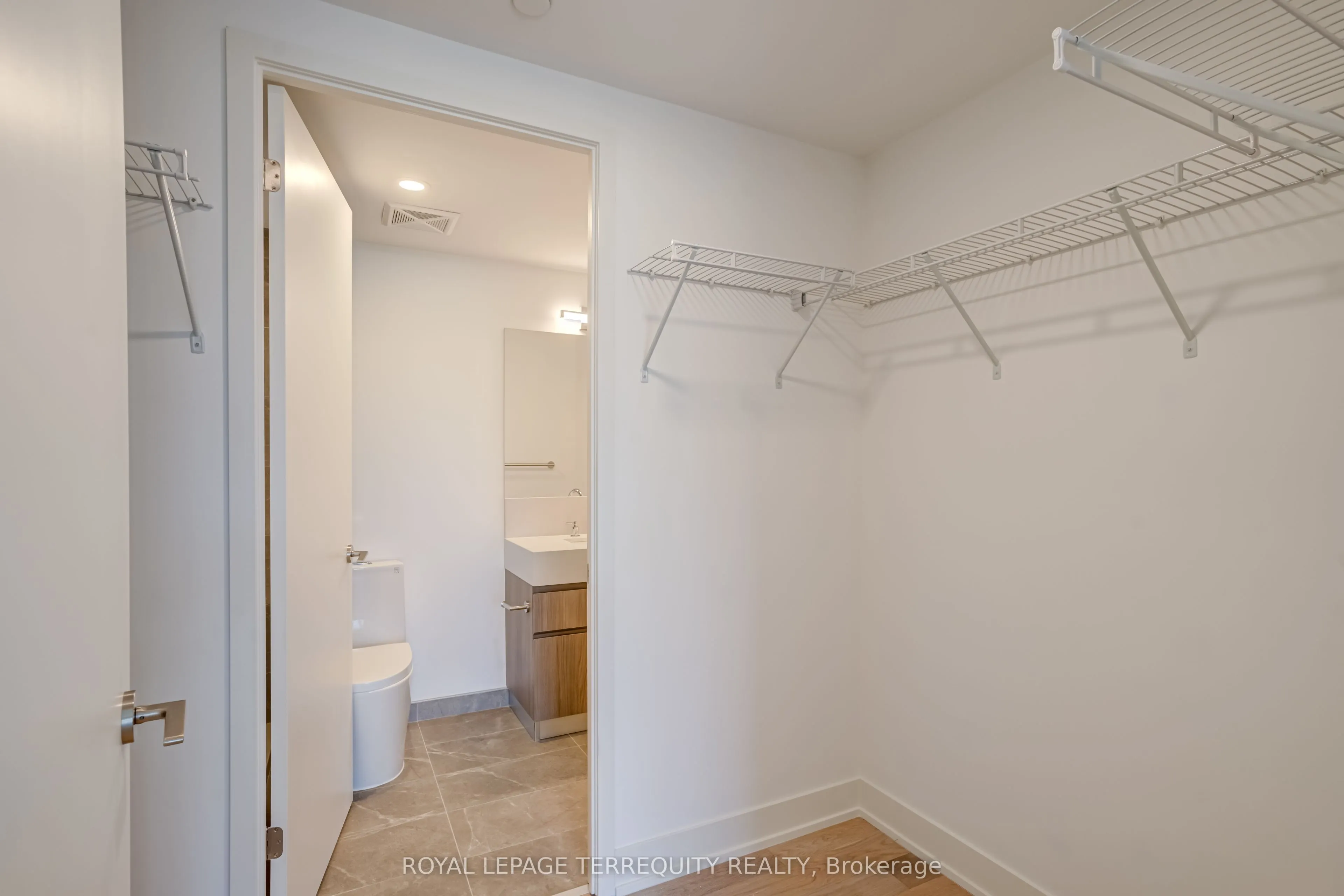 200 Keewatin Avenue, #301