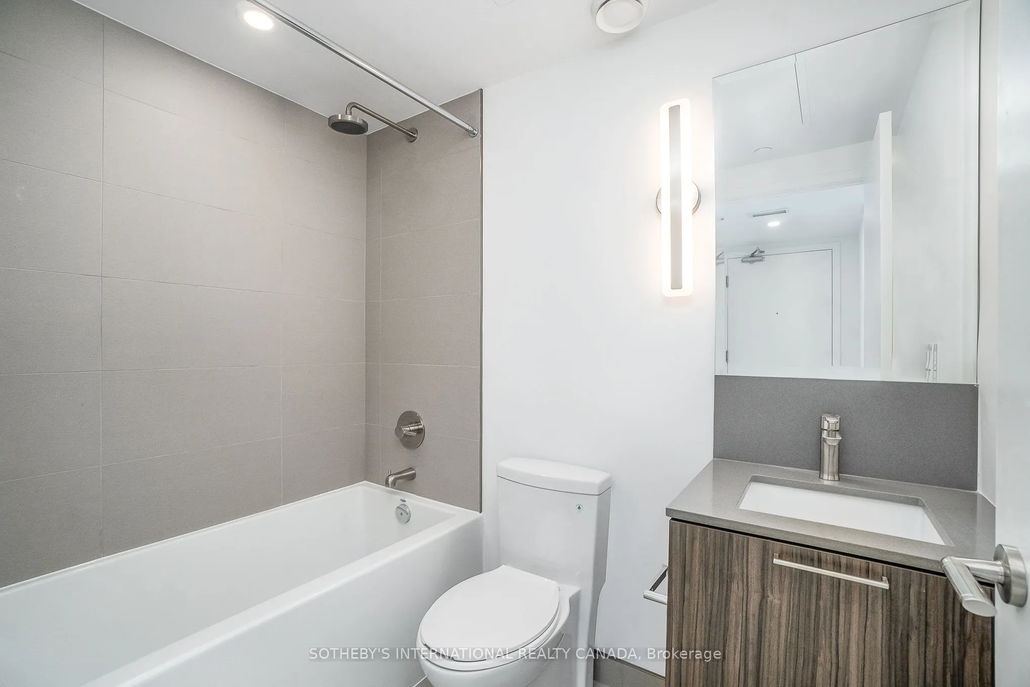 19 Western Battery Road, #2017