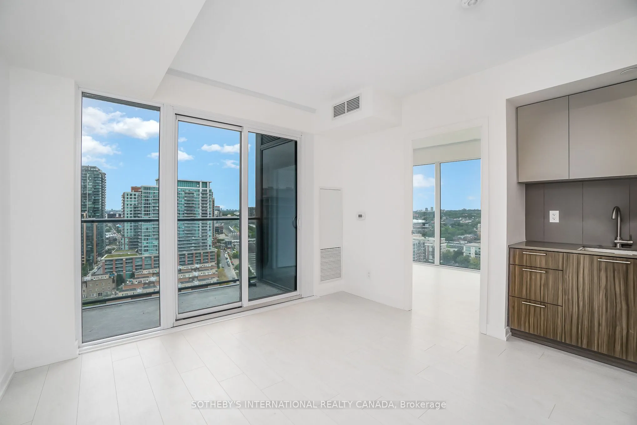 19 Western Battery Road, #2017