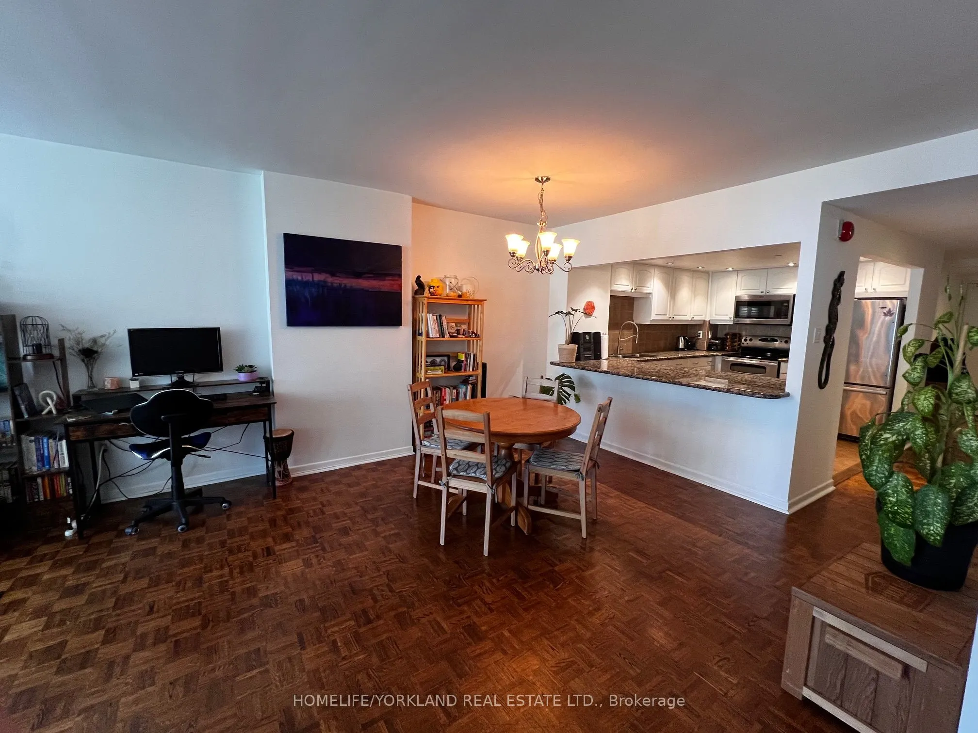 71 Front Street E, #402