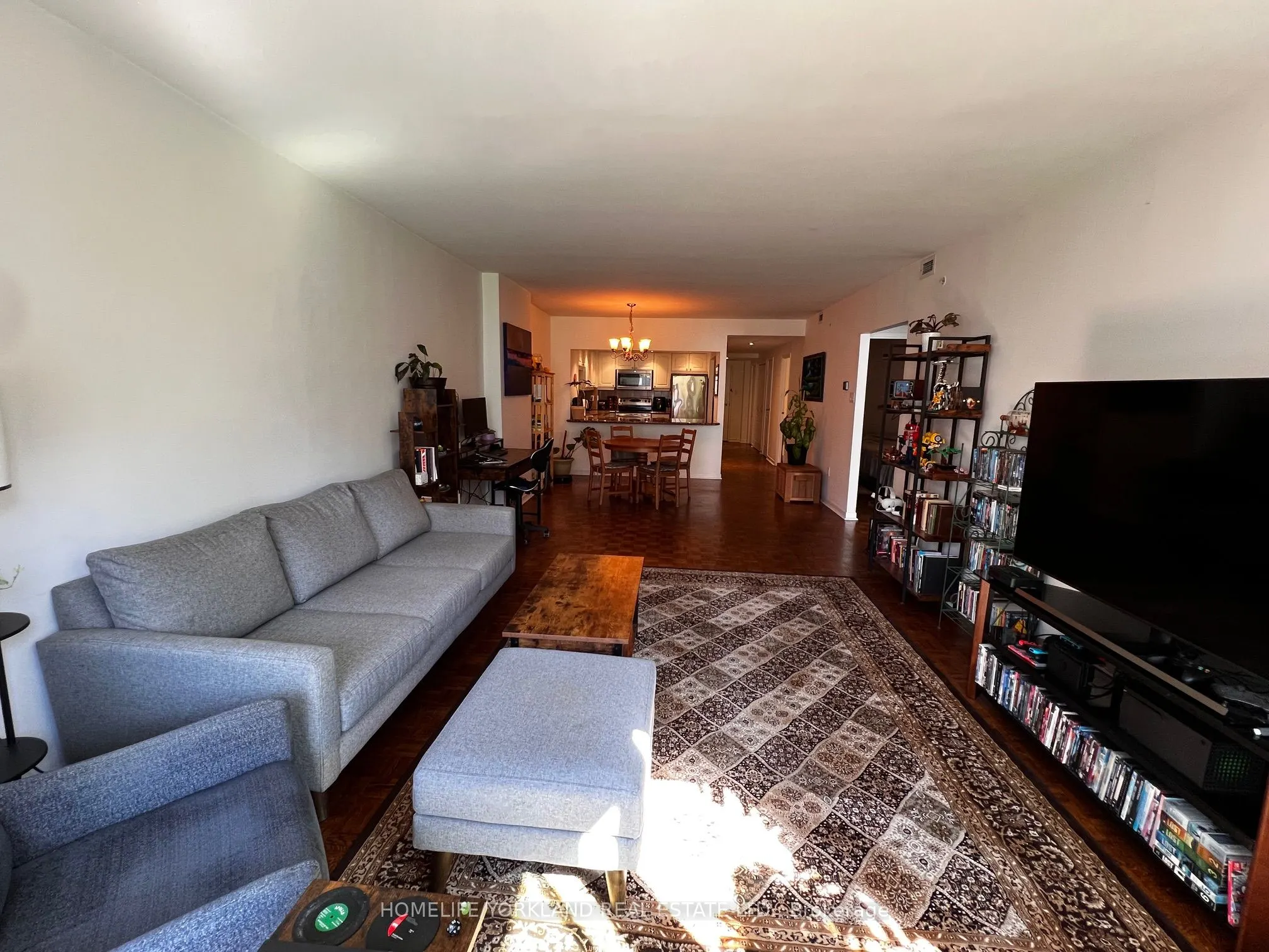 71 Front Street E, #402