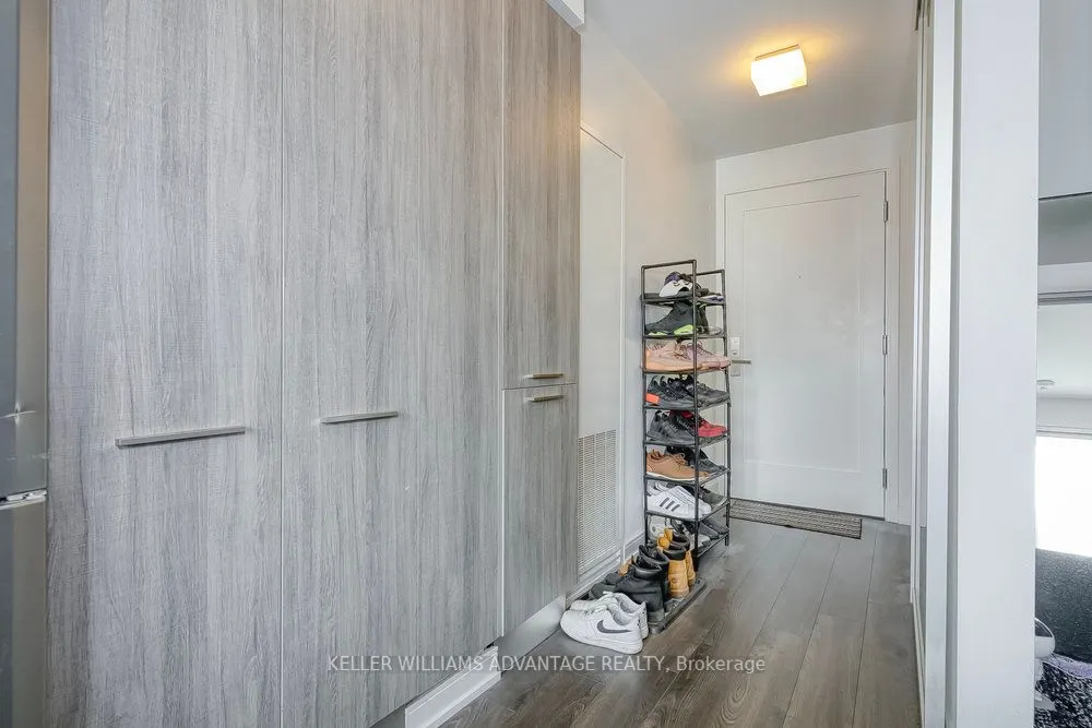 28 Wellesley Street E, #603