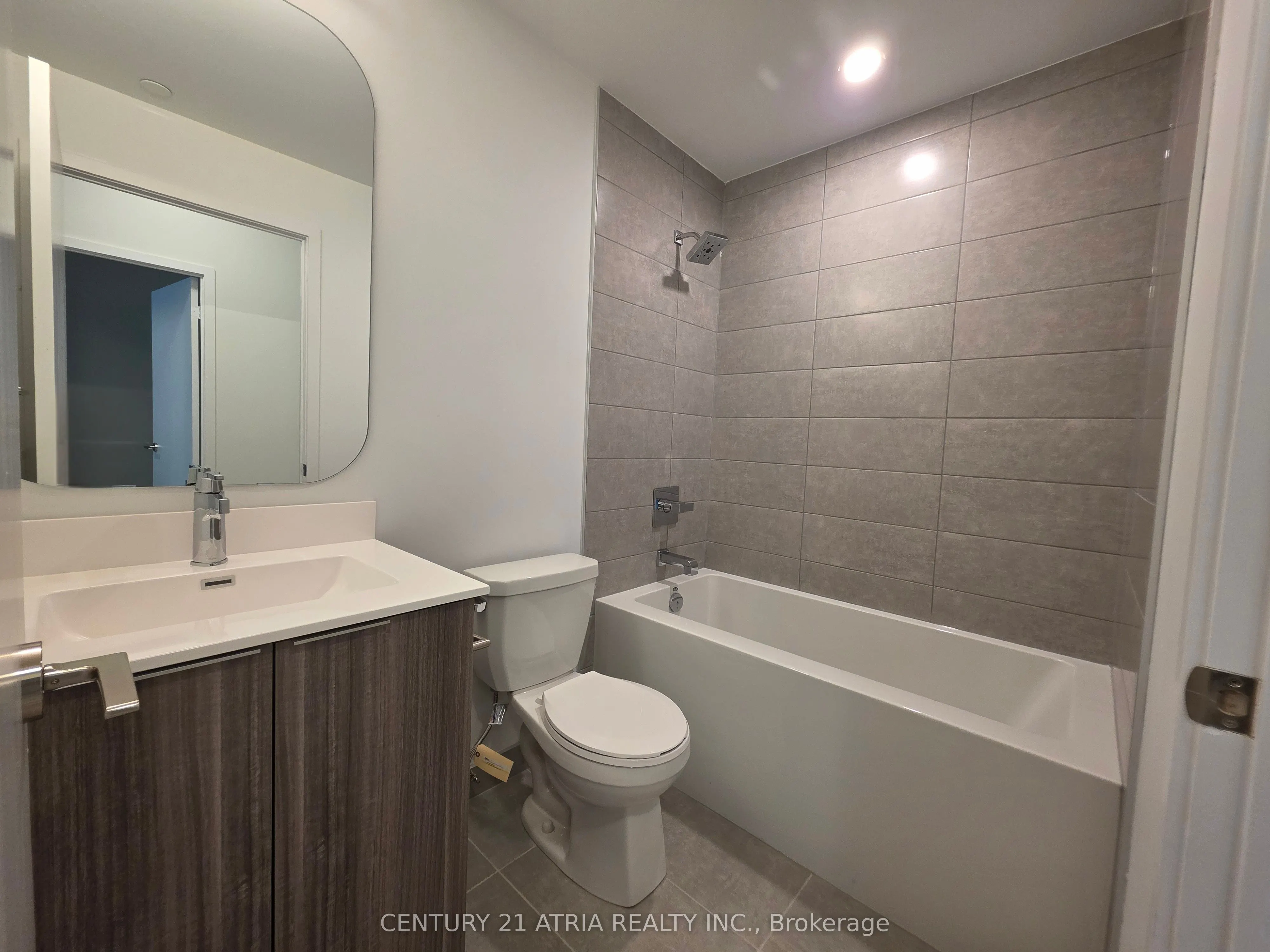 15 Richardson Street, #625