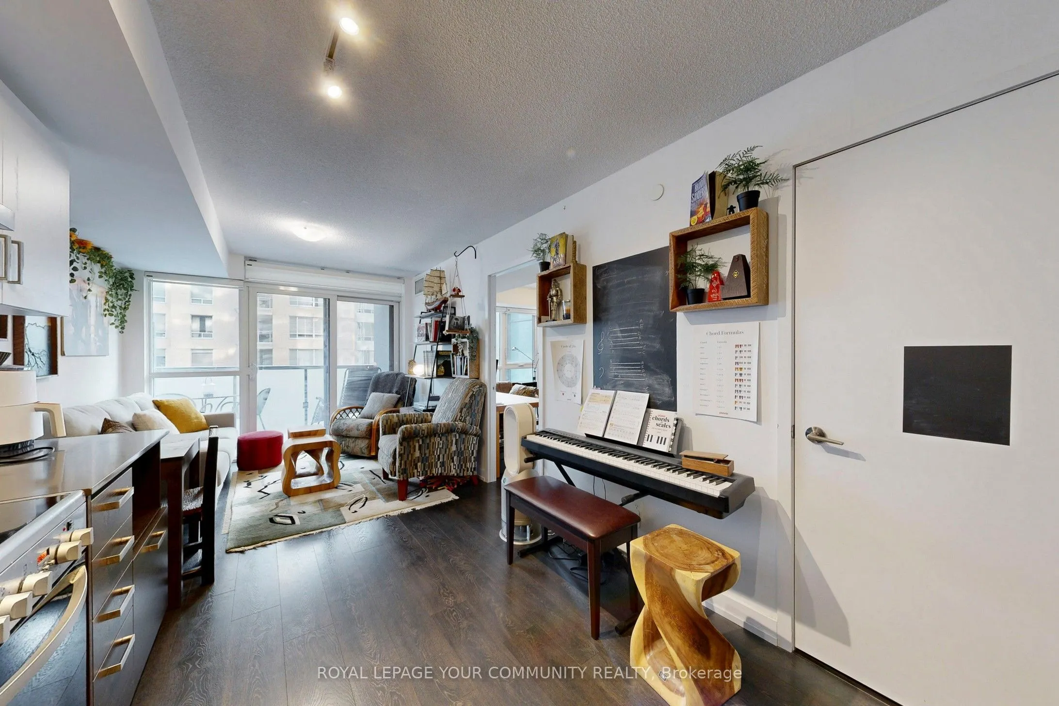 125 Redpath Avenue, #410