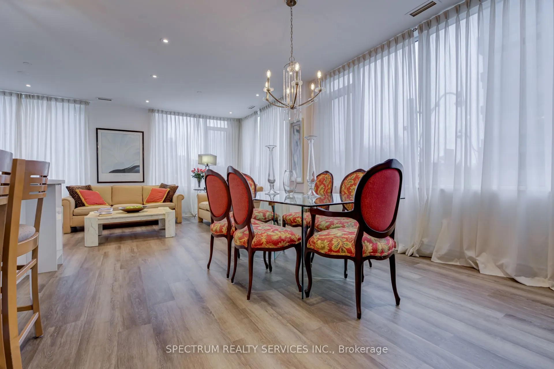 980 Yonge Street, #205