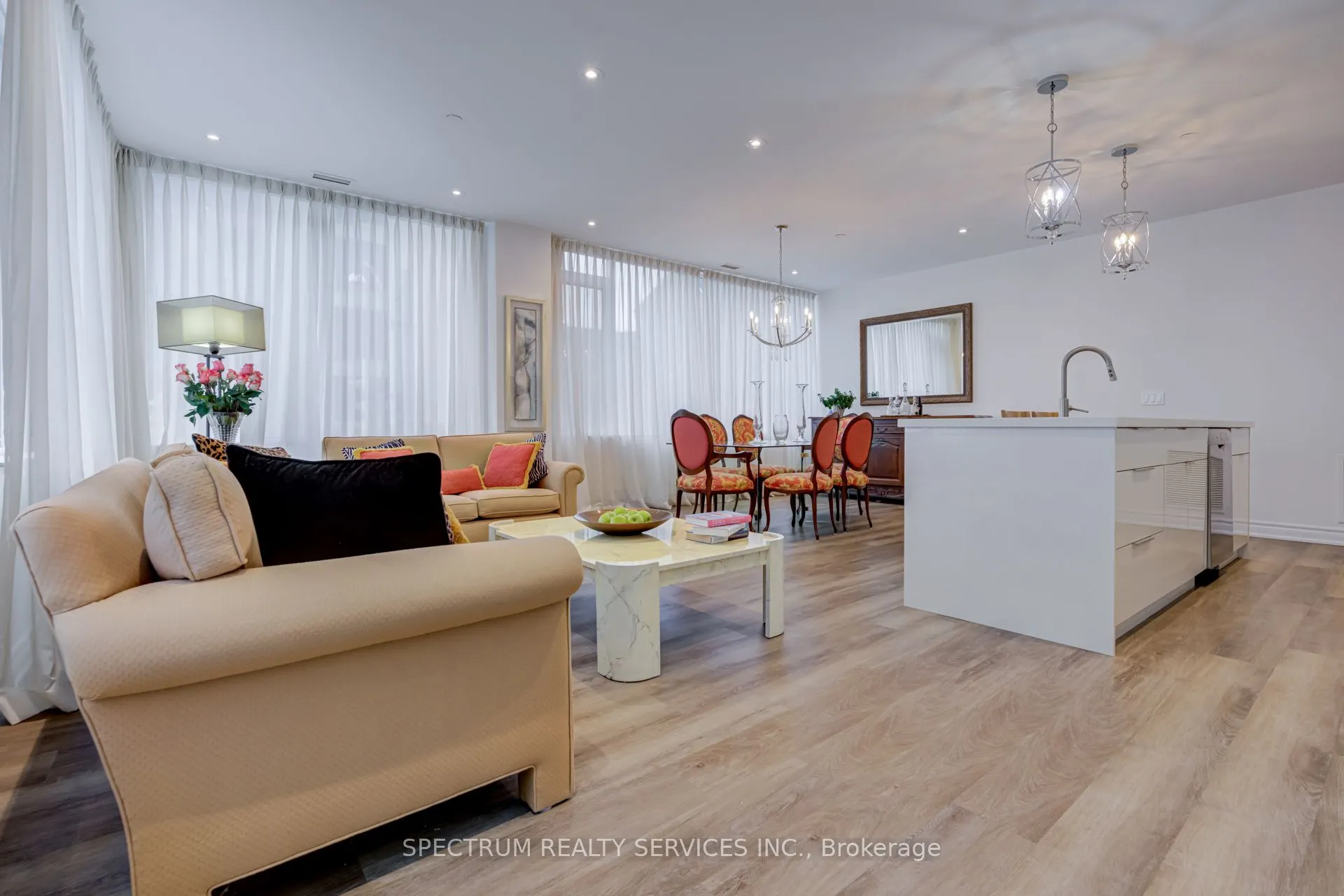 980 Yonge Street, #205
