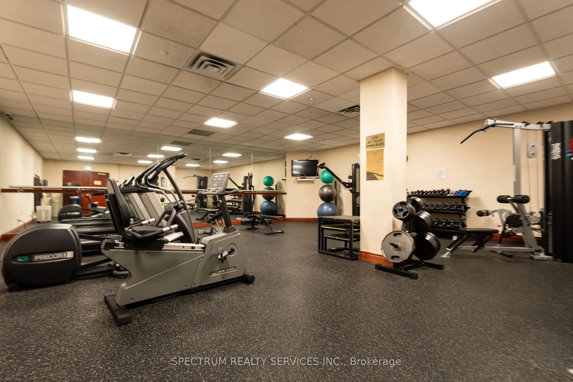 980 Yonge Street, #205