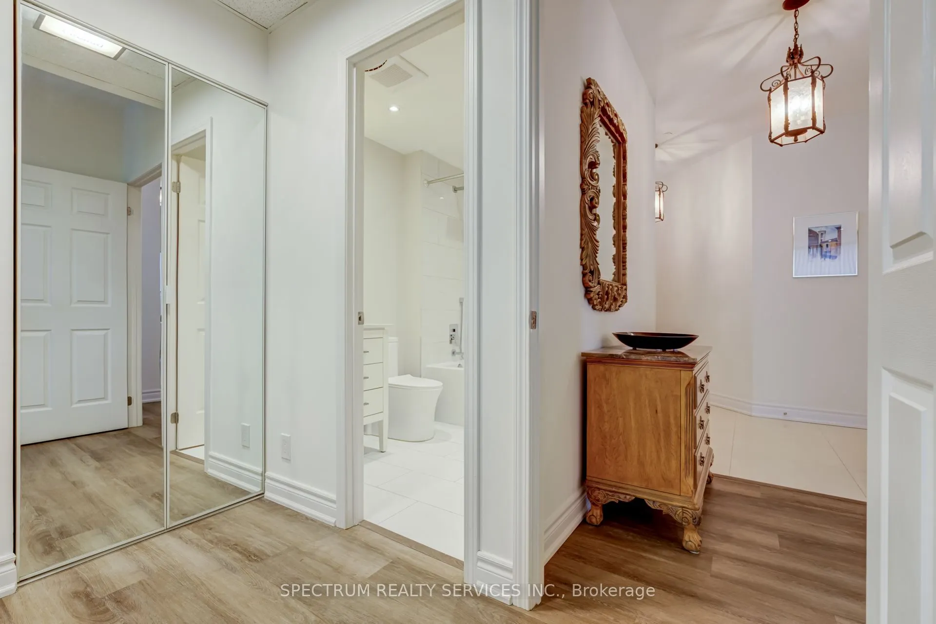 980 Yonge Street, #205