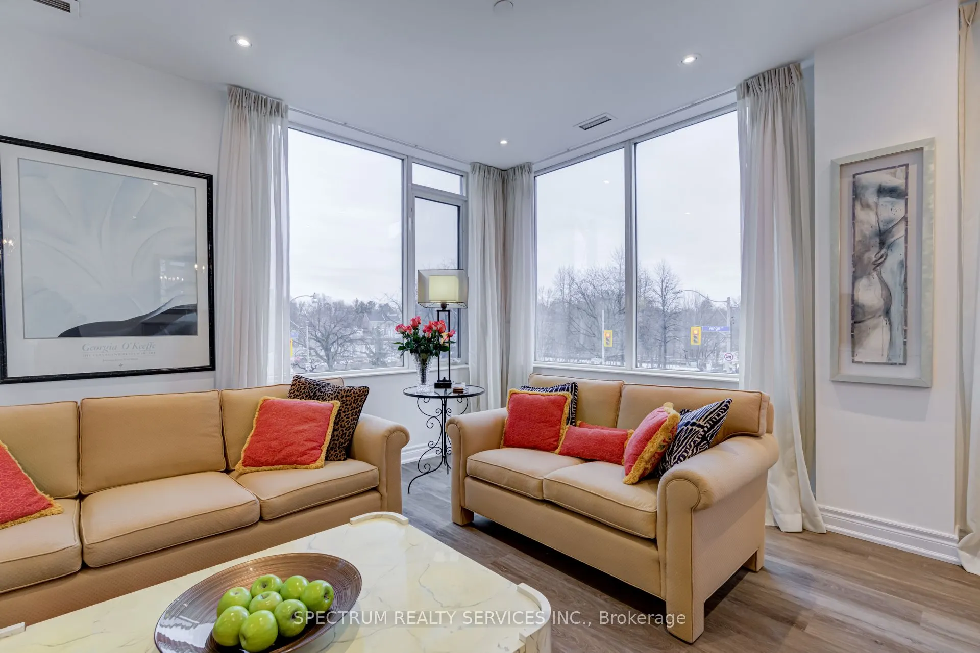 980 Yonge Street, #205