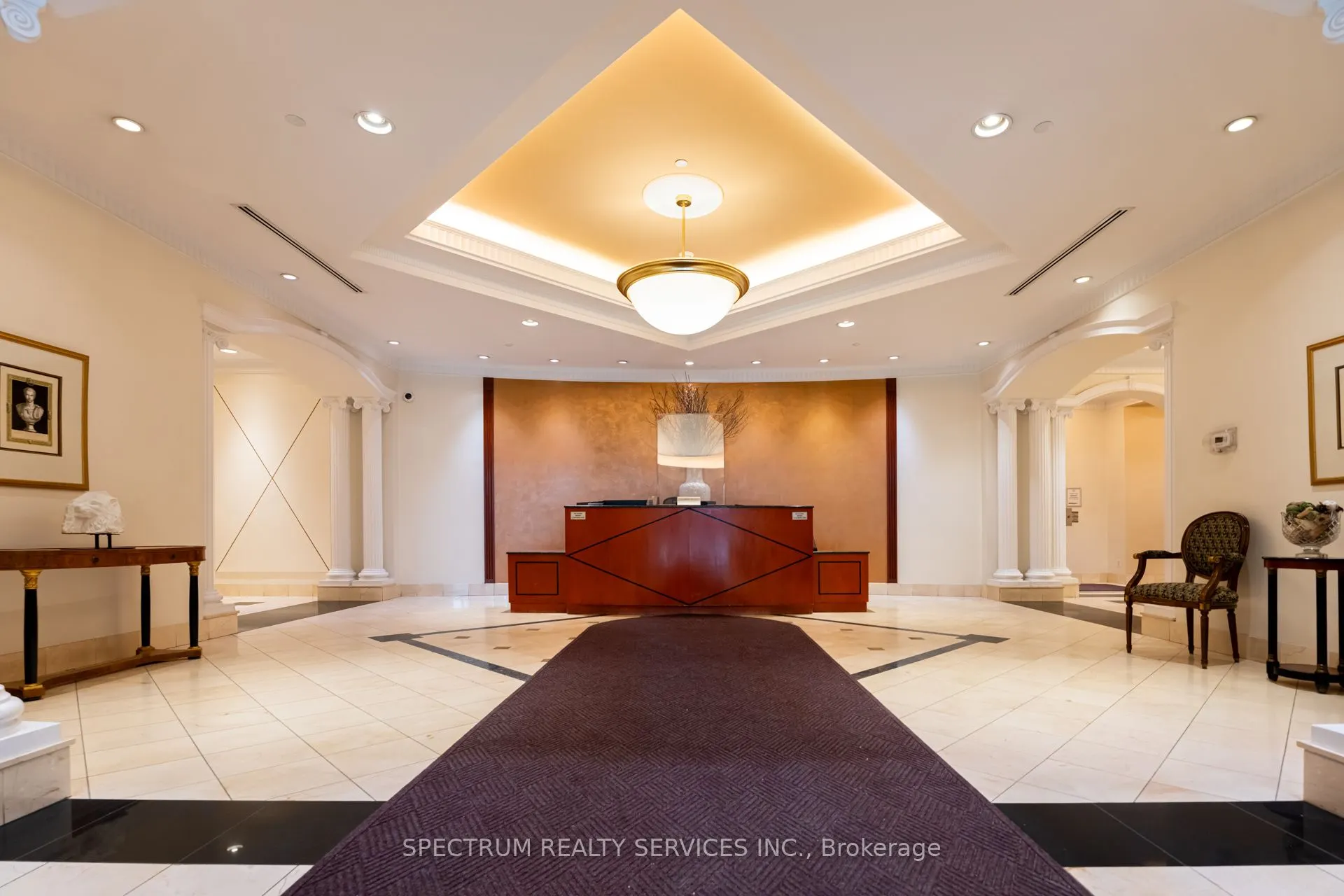 980 Yonge Street, #205