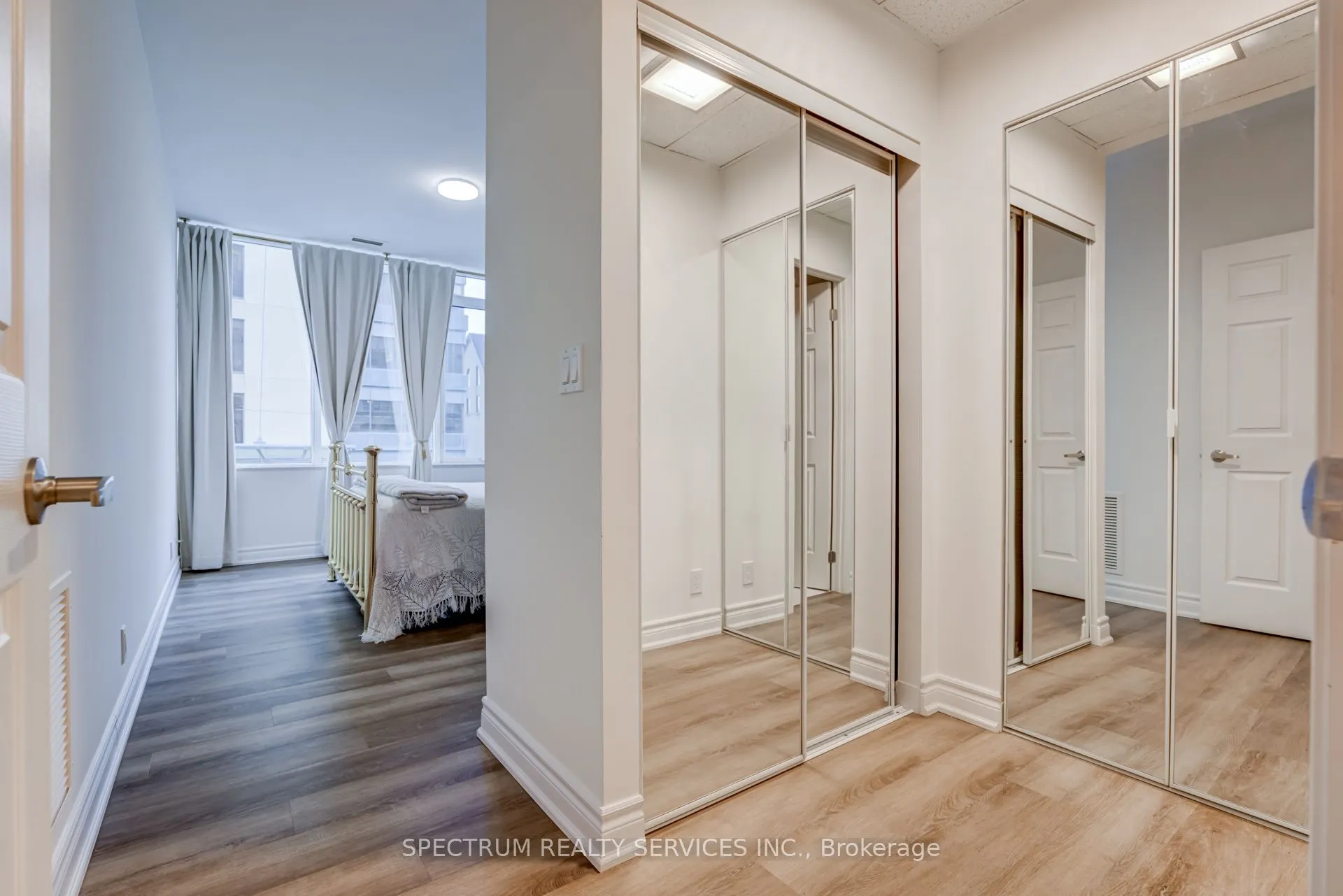 980 Yonge Street, #205