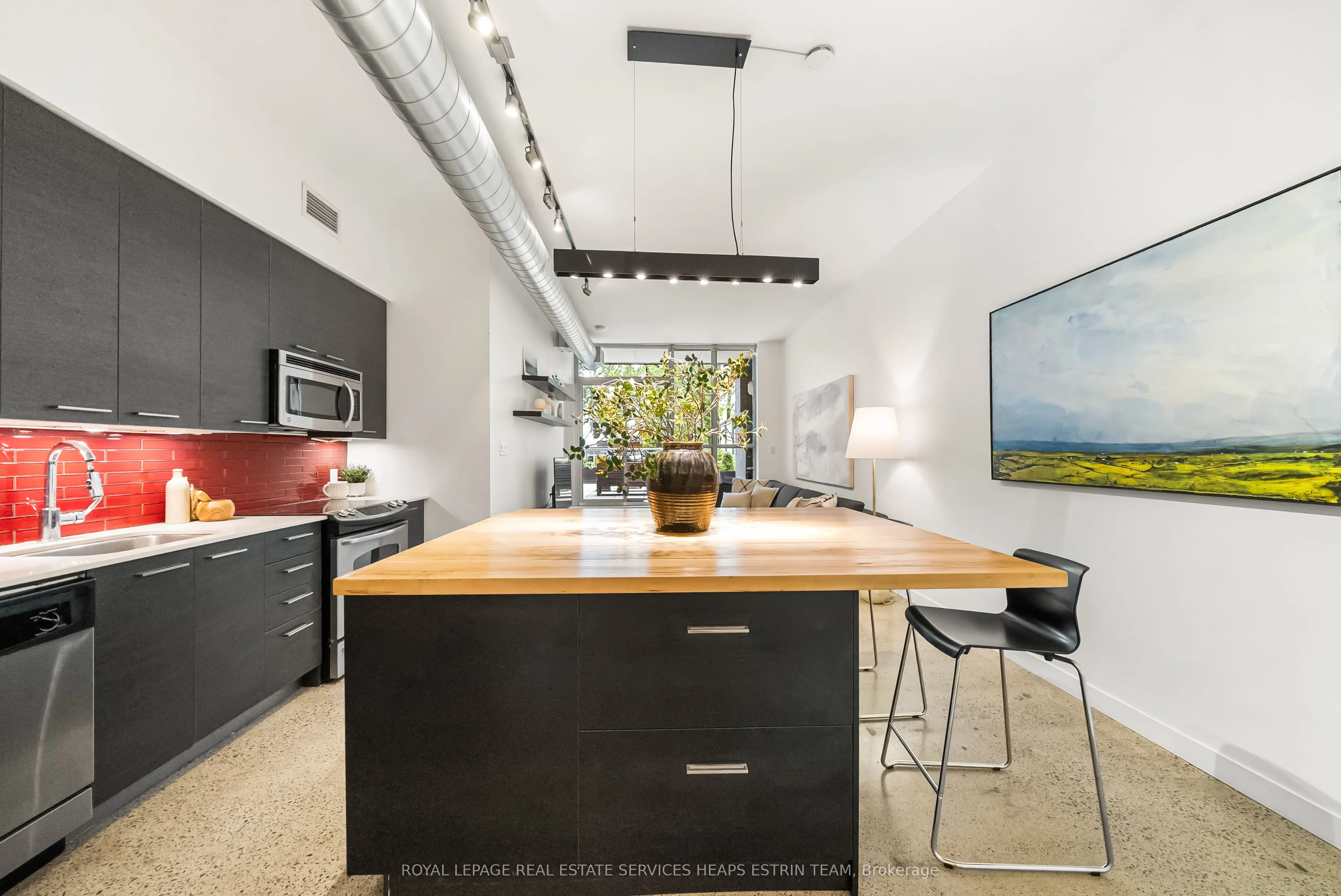 510 King Street E, #212