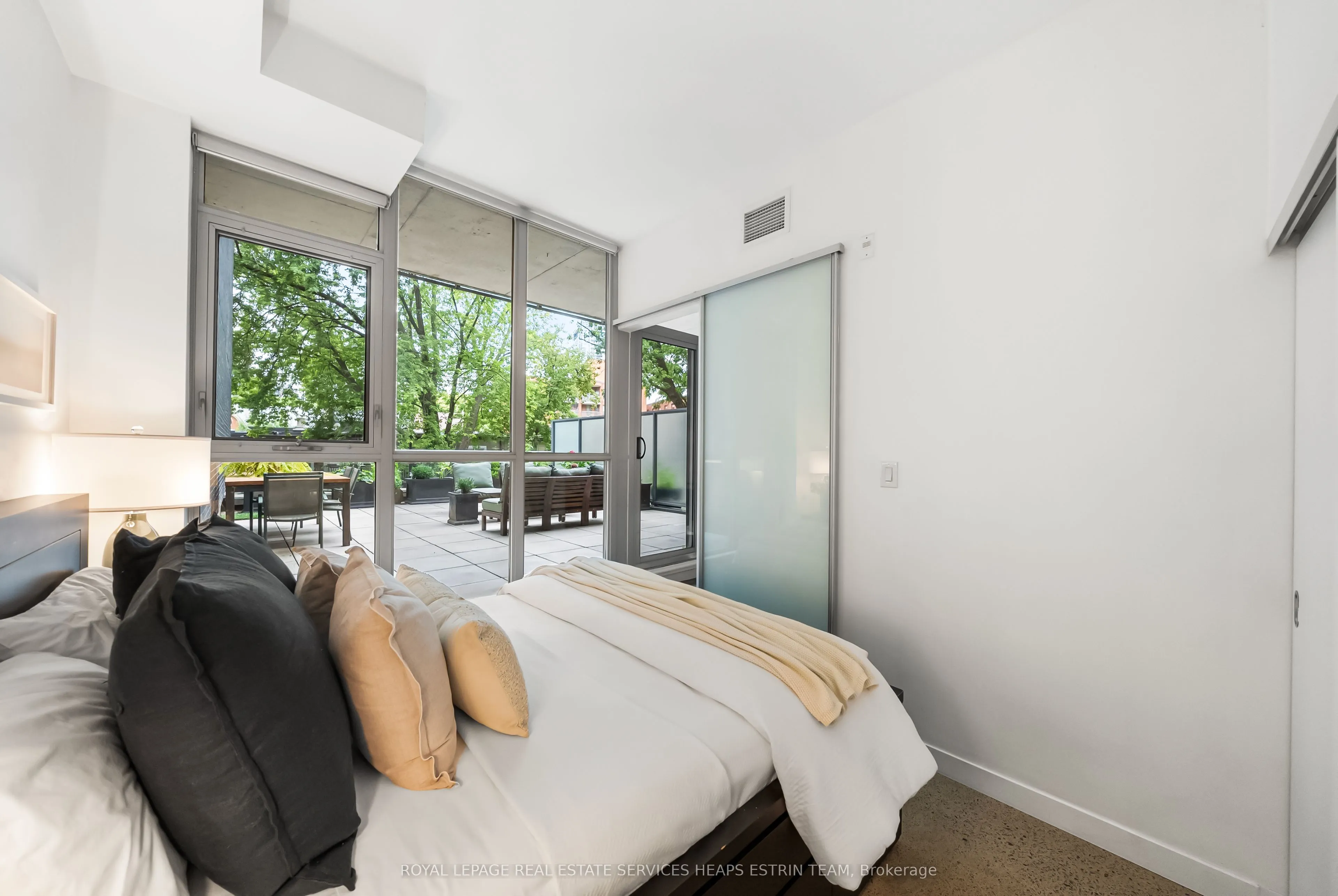 510 King Street E, #212