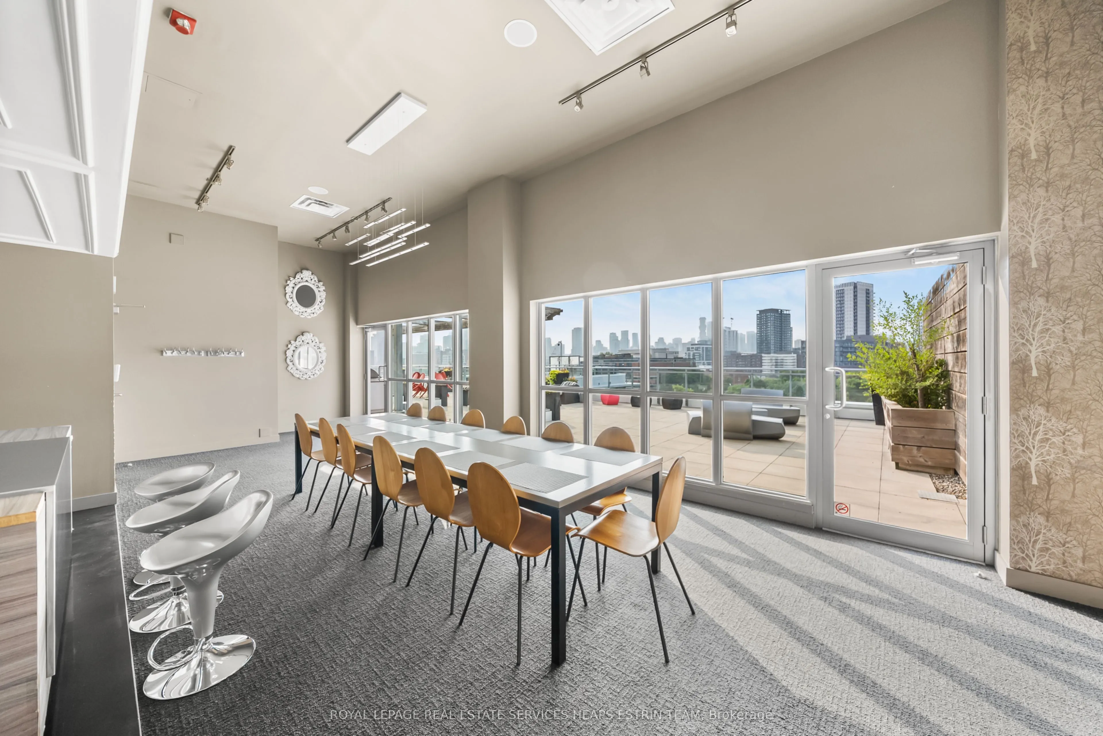 510 King Street E, #212