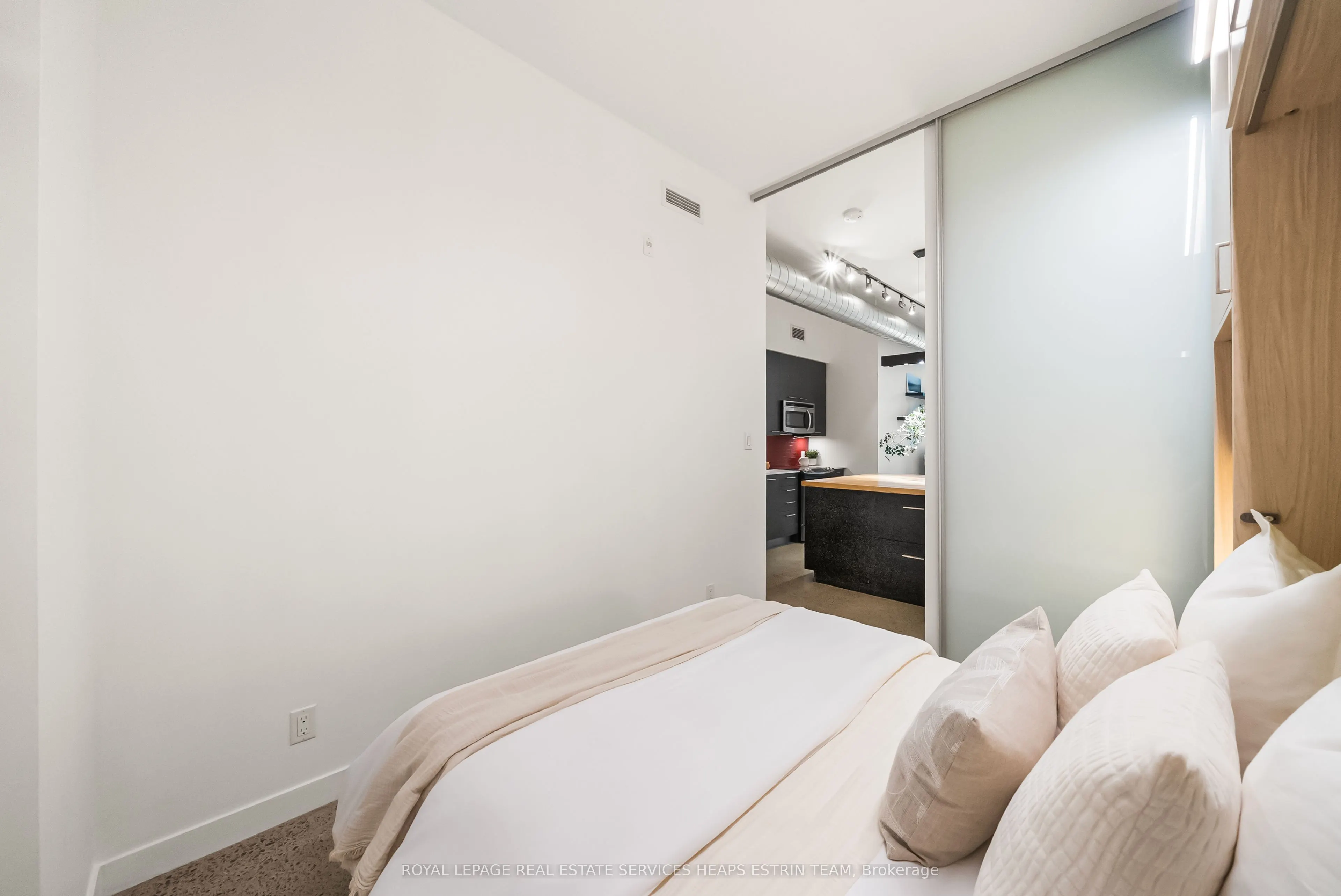 510 King Street E, #212