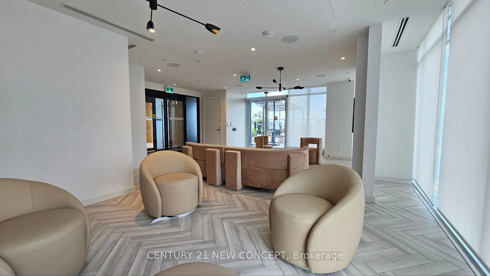 280 Dundas Street W, #2513
