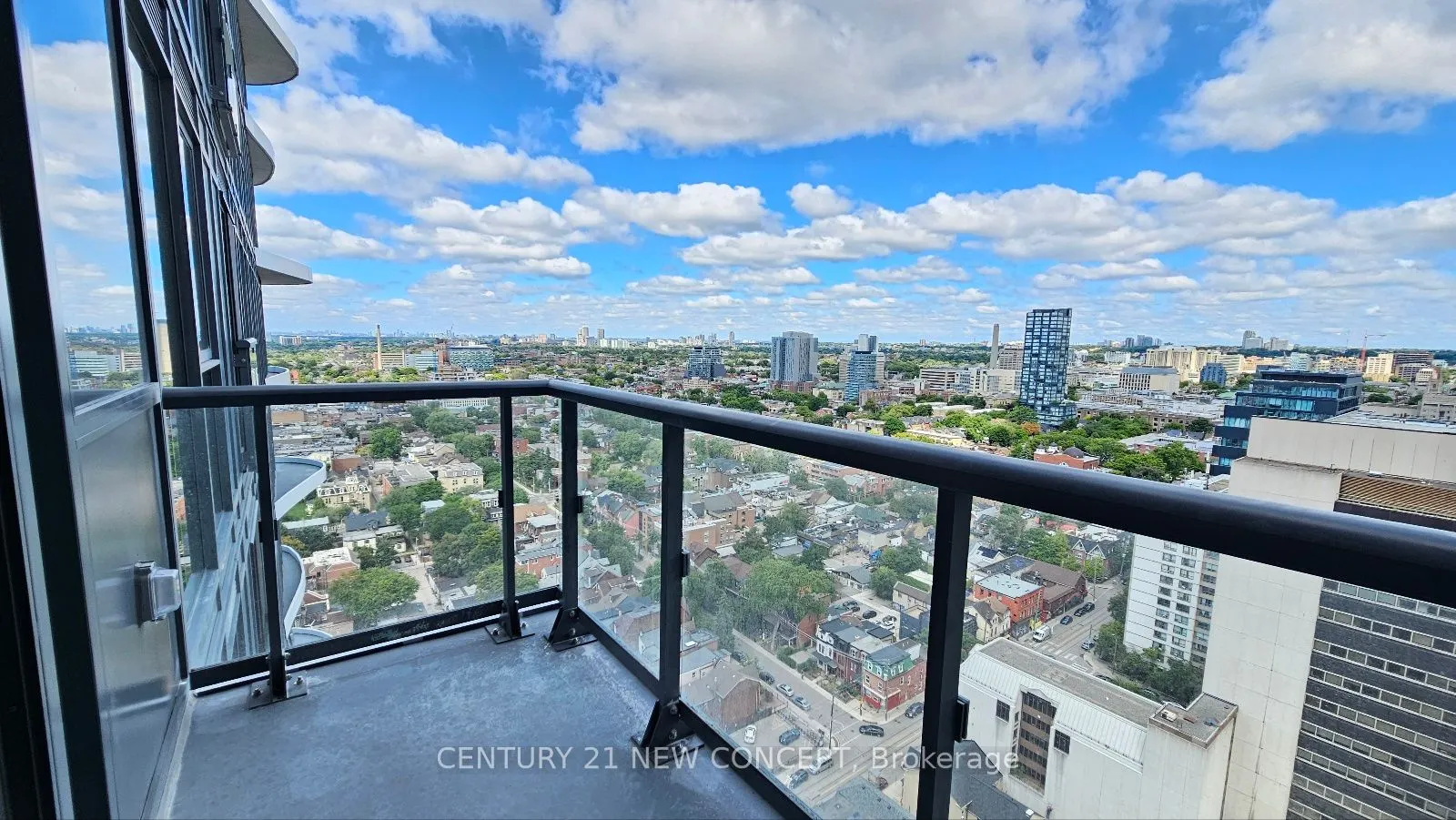 280 Dundas Street W, #2513