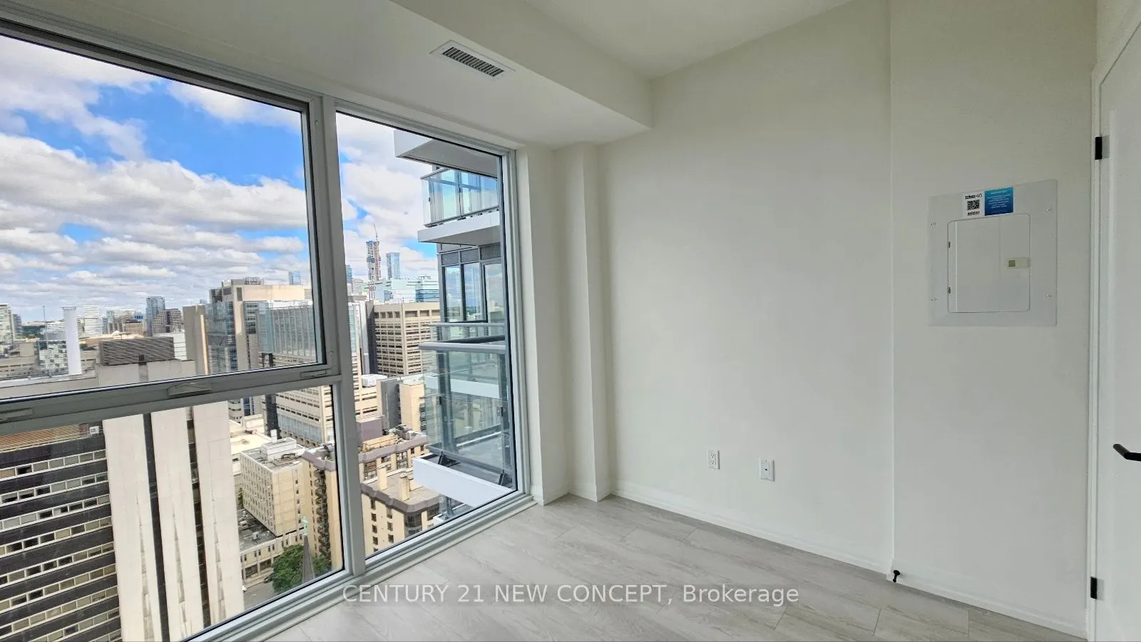 280 Dundas Street W, #2513