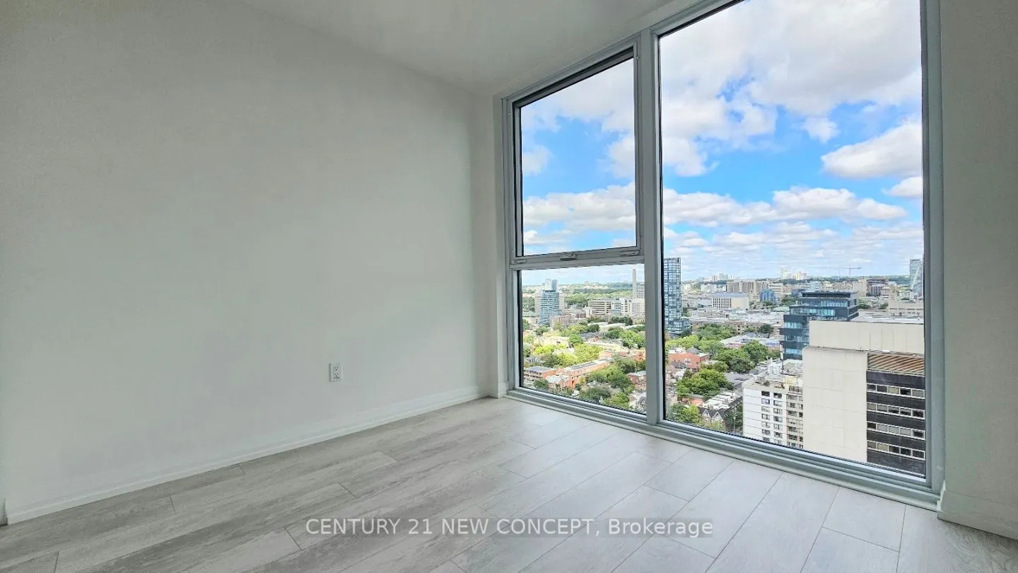 280 Dundas Street W, #2513