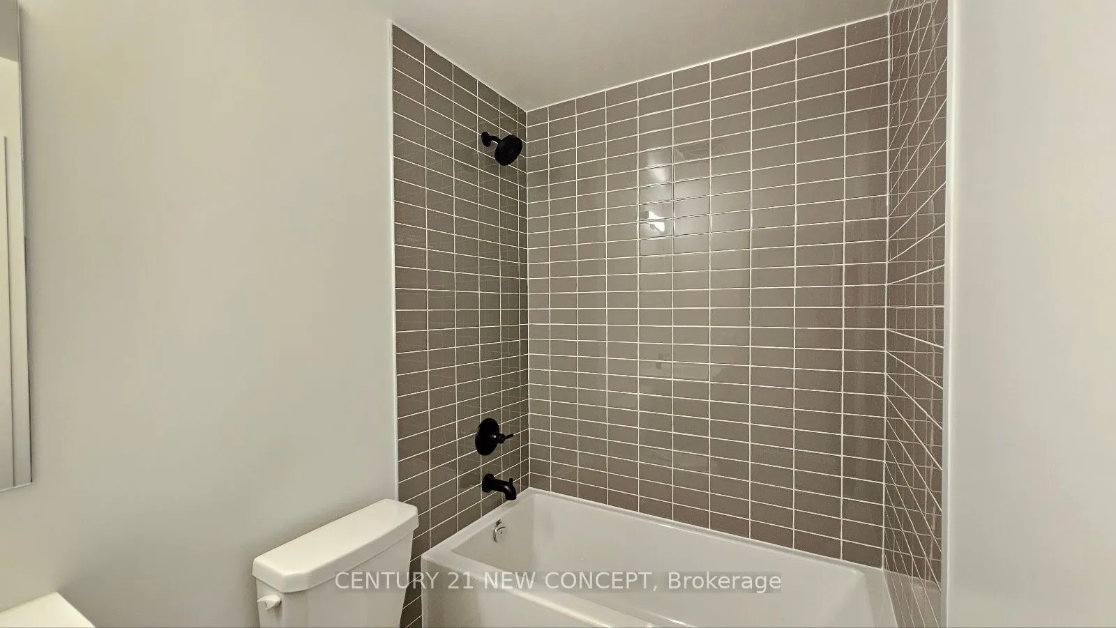 280 Dundas Street W, #2513