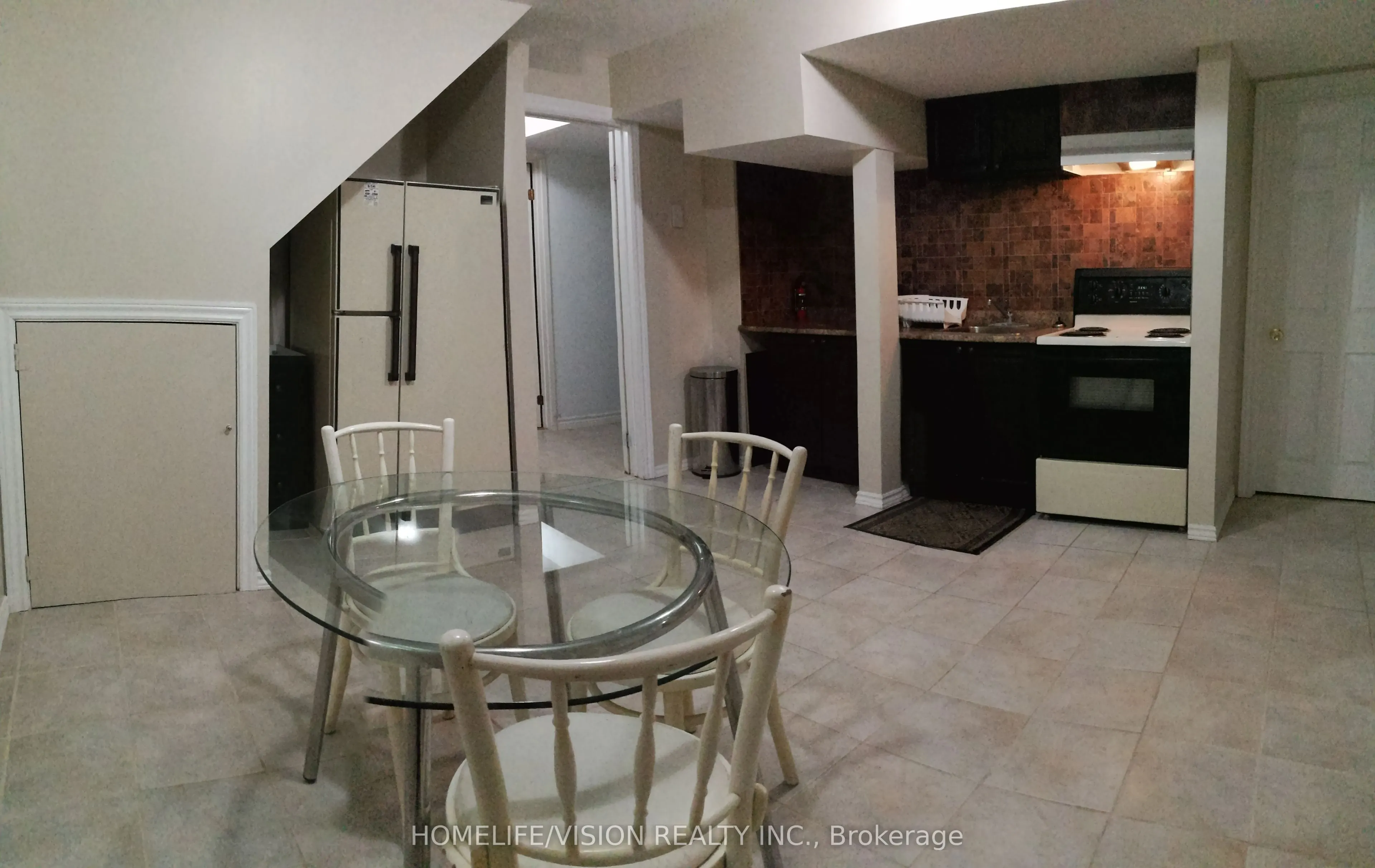168 Old Sheppard Avenue, #ROOM B