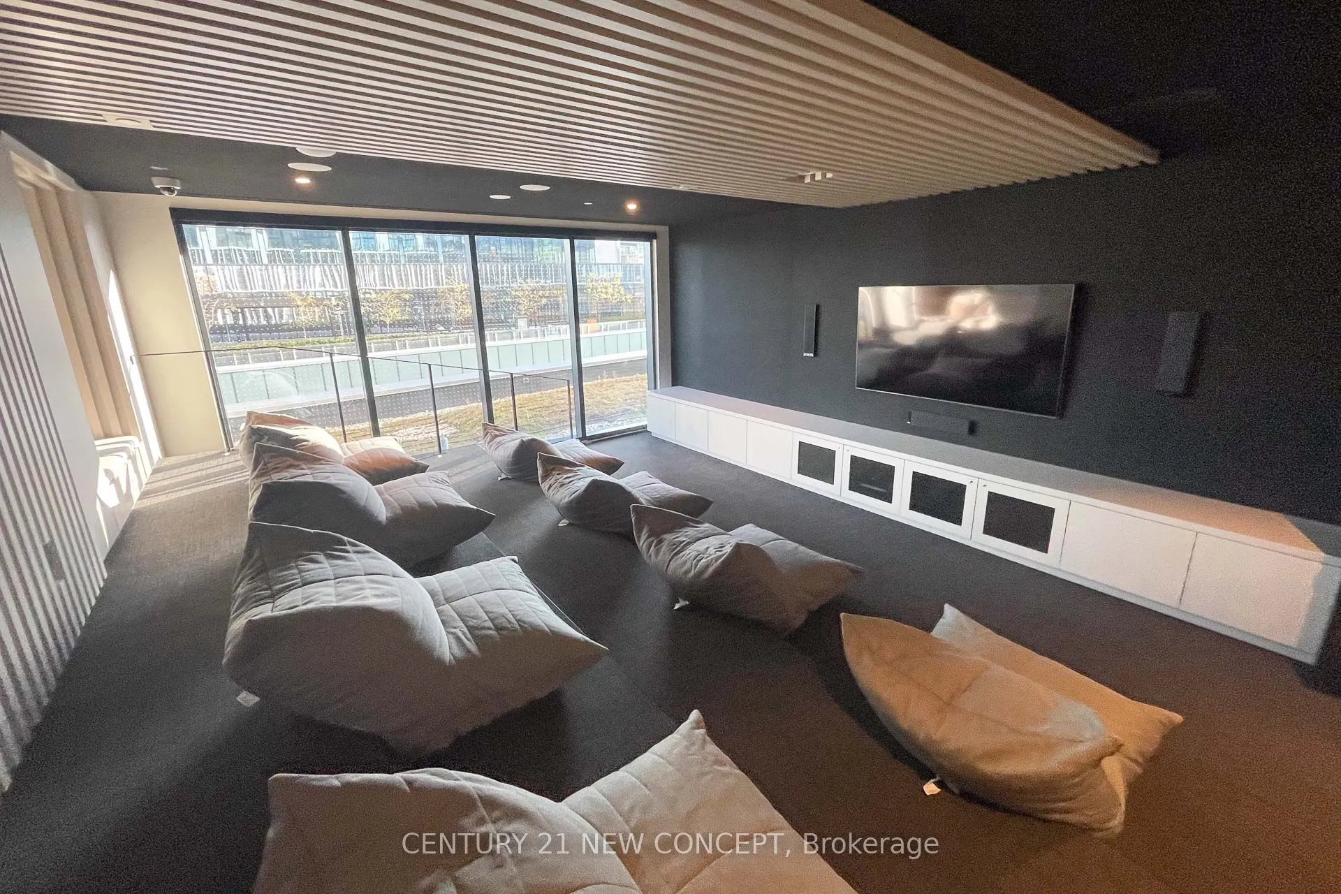 55 cooper Street, #7702