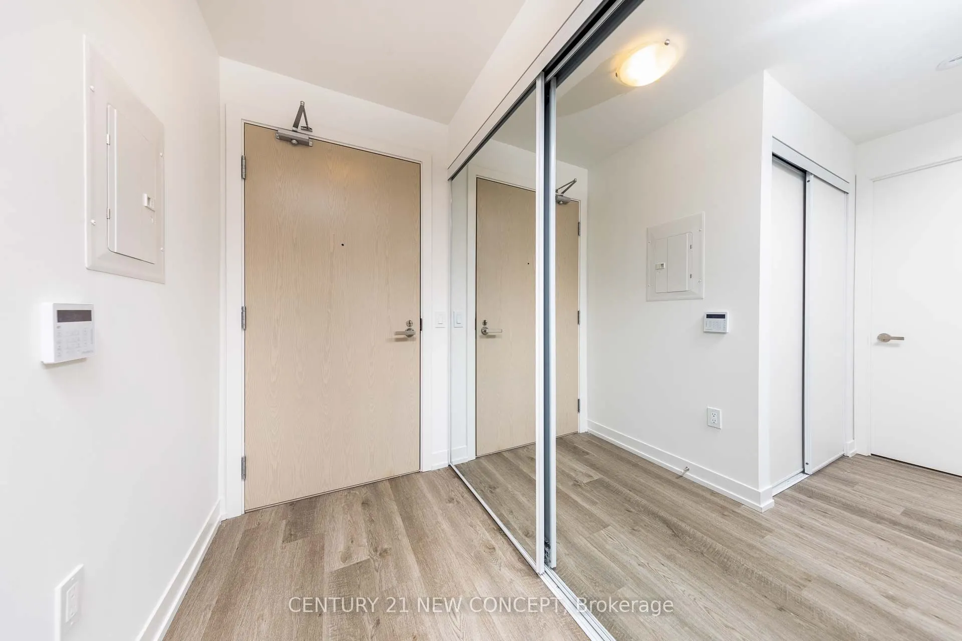 55 cooper Street, #7702