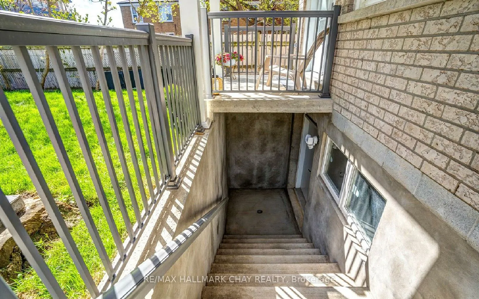 611 Northcliffe Boulevard