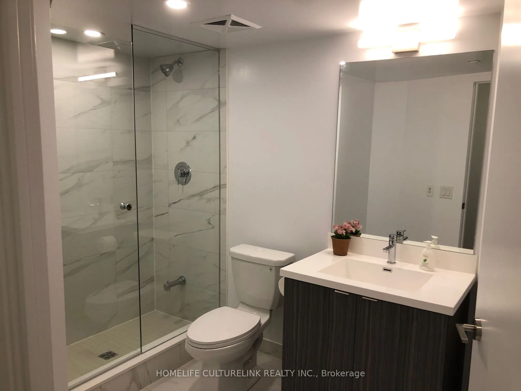 219 Dundas Street E, #1802