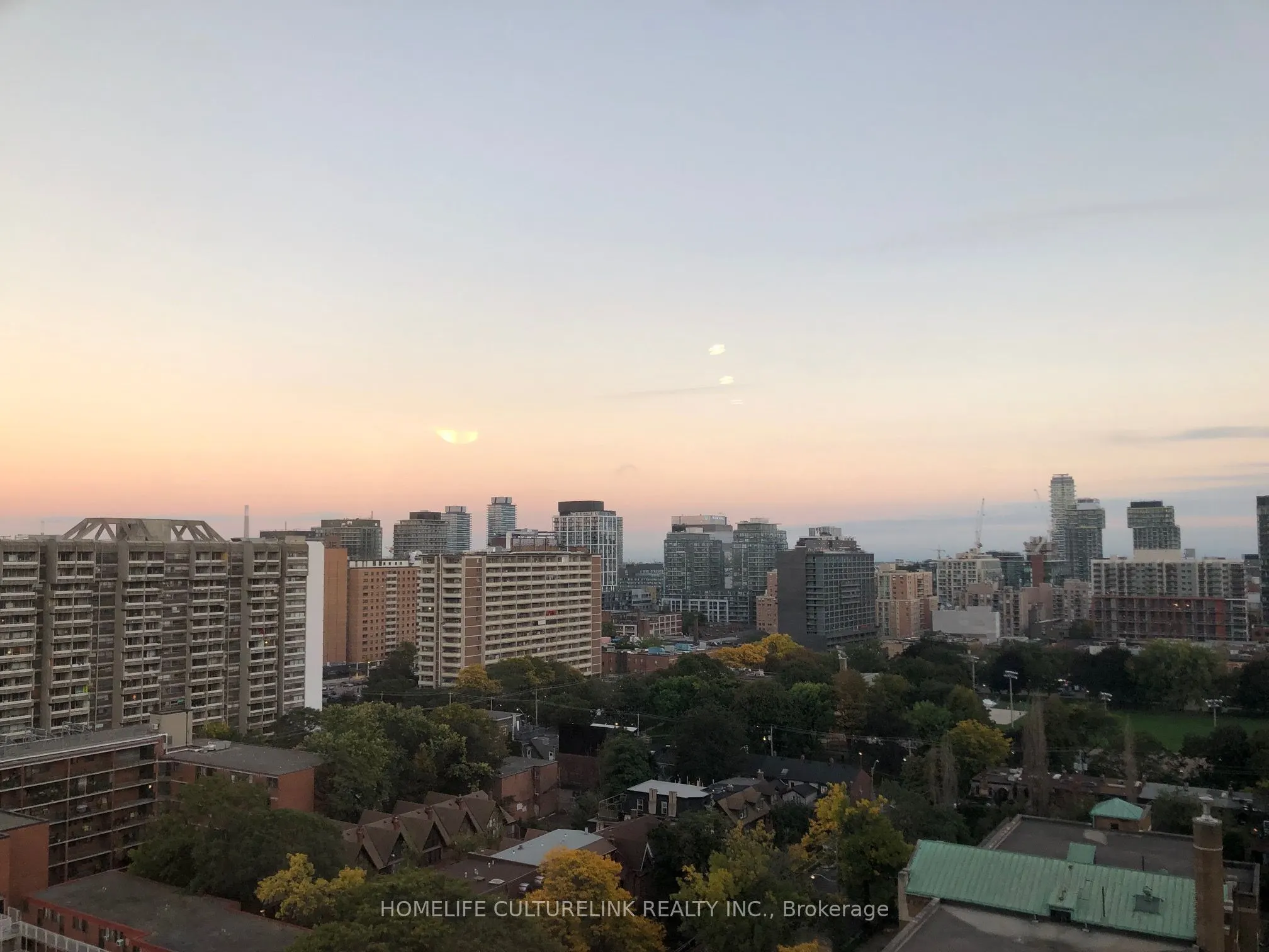 219 Dundas Street E, #1802