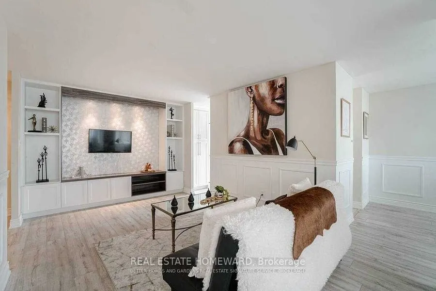 100 Antibes Drive, #2803