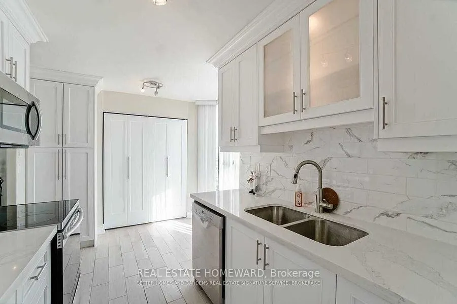 100 Antibes Drive, #2803