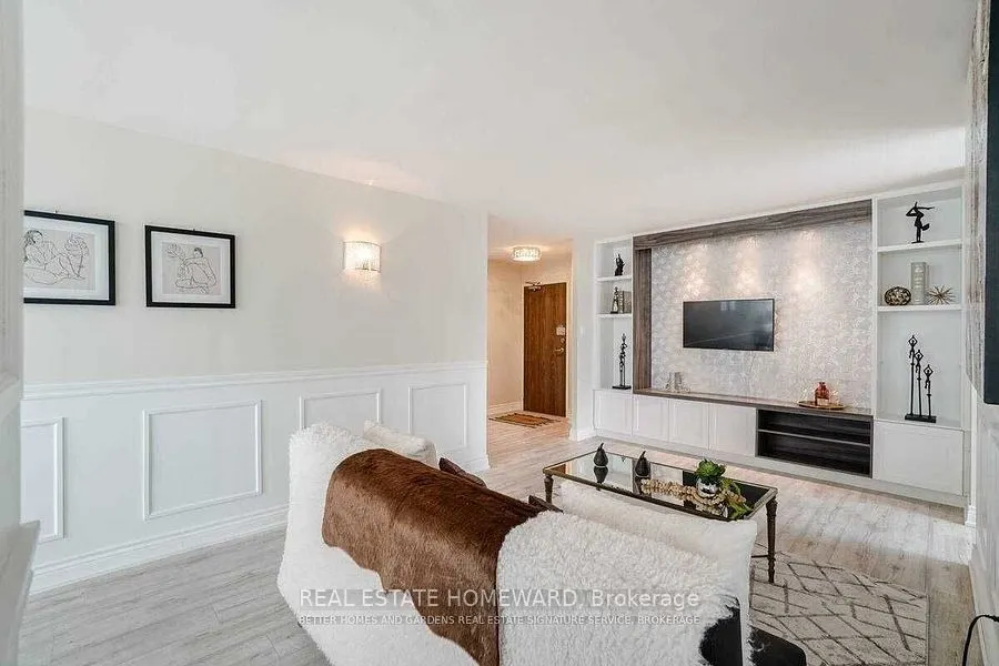 100 Antibes Drive, #2803