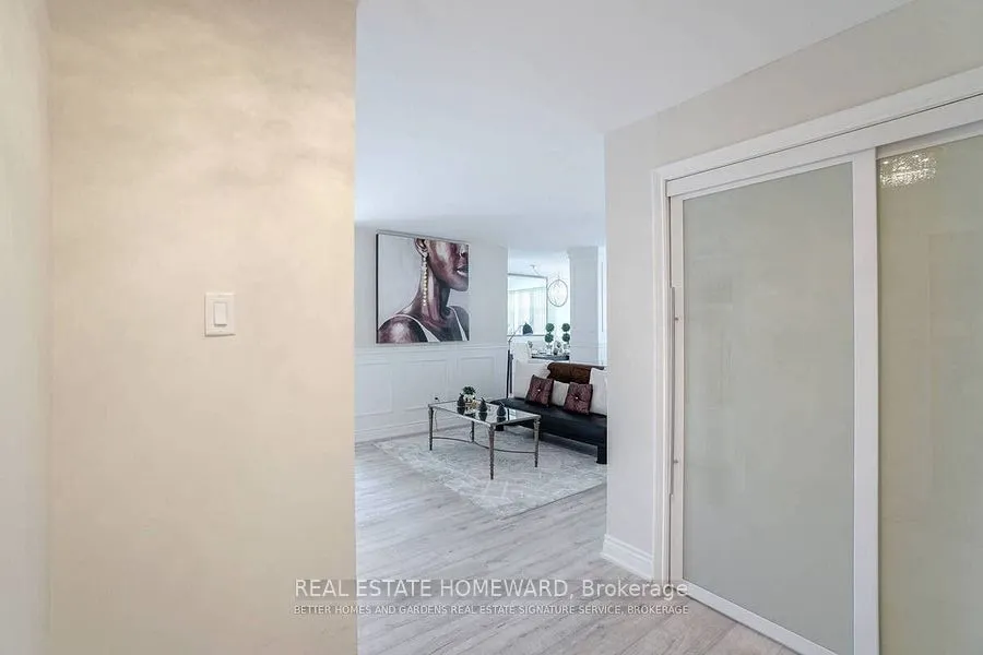 100 Antibes Drive, #2803