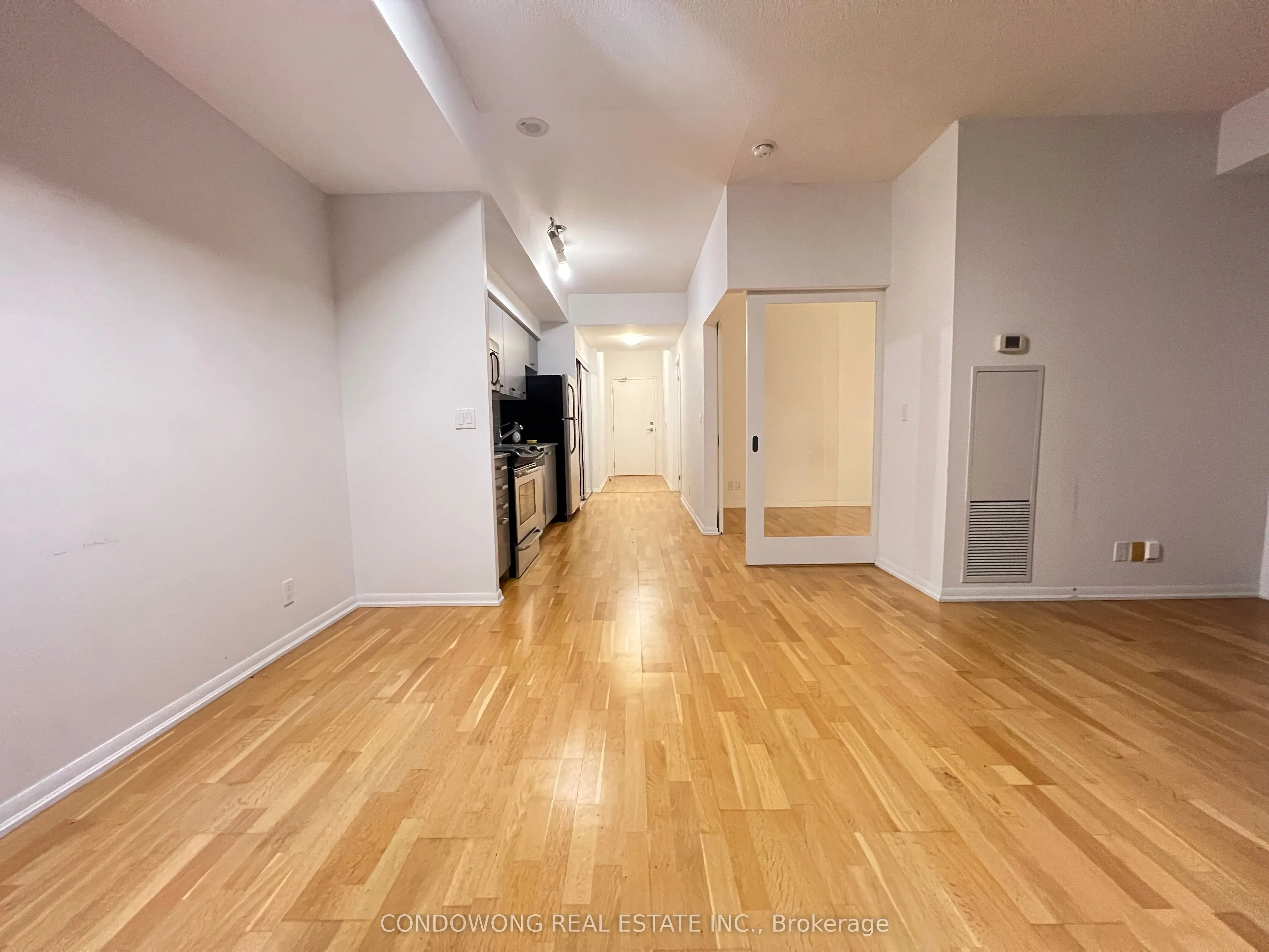 832 Bay Street, #4201