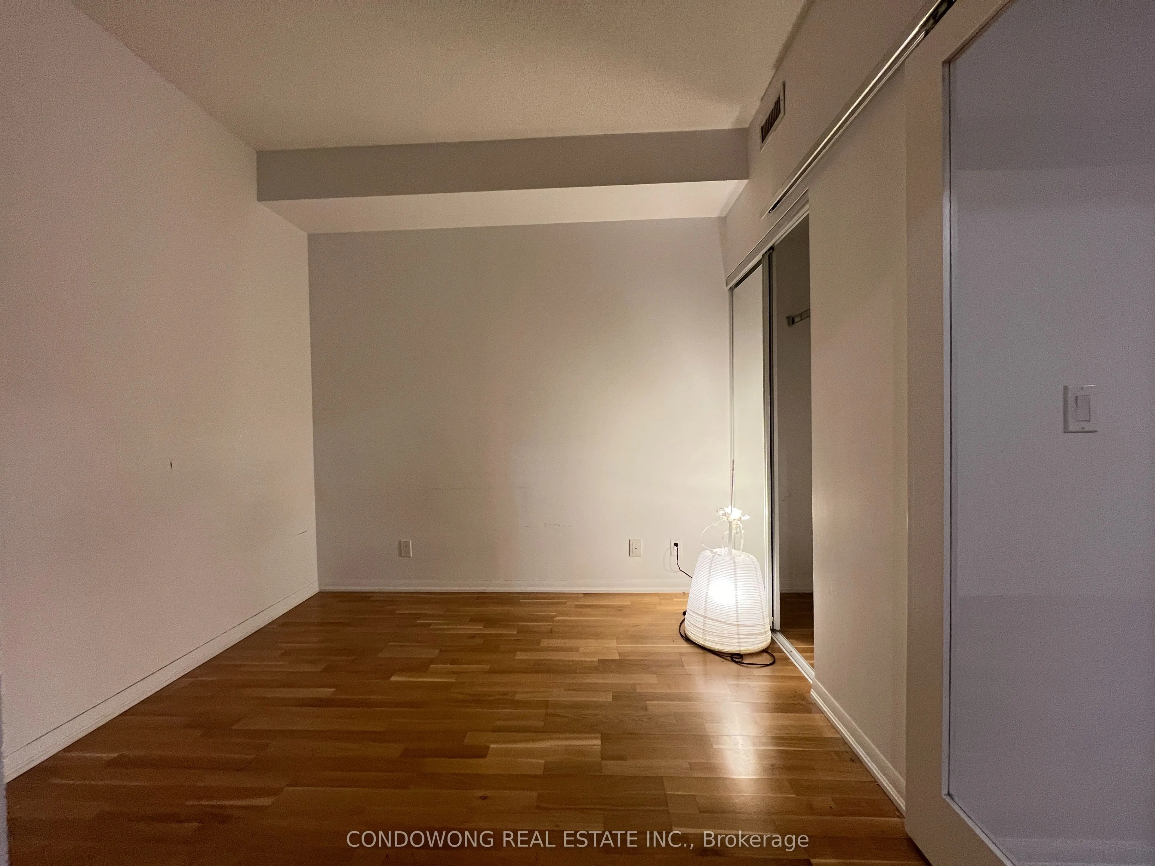 832 Bay Street, #4201