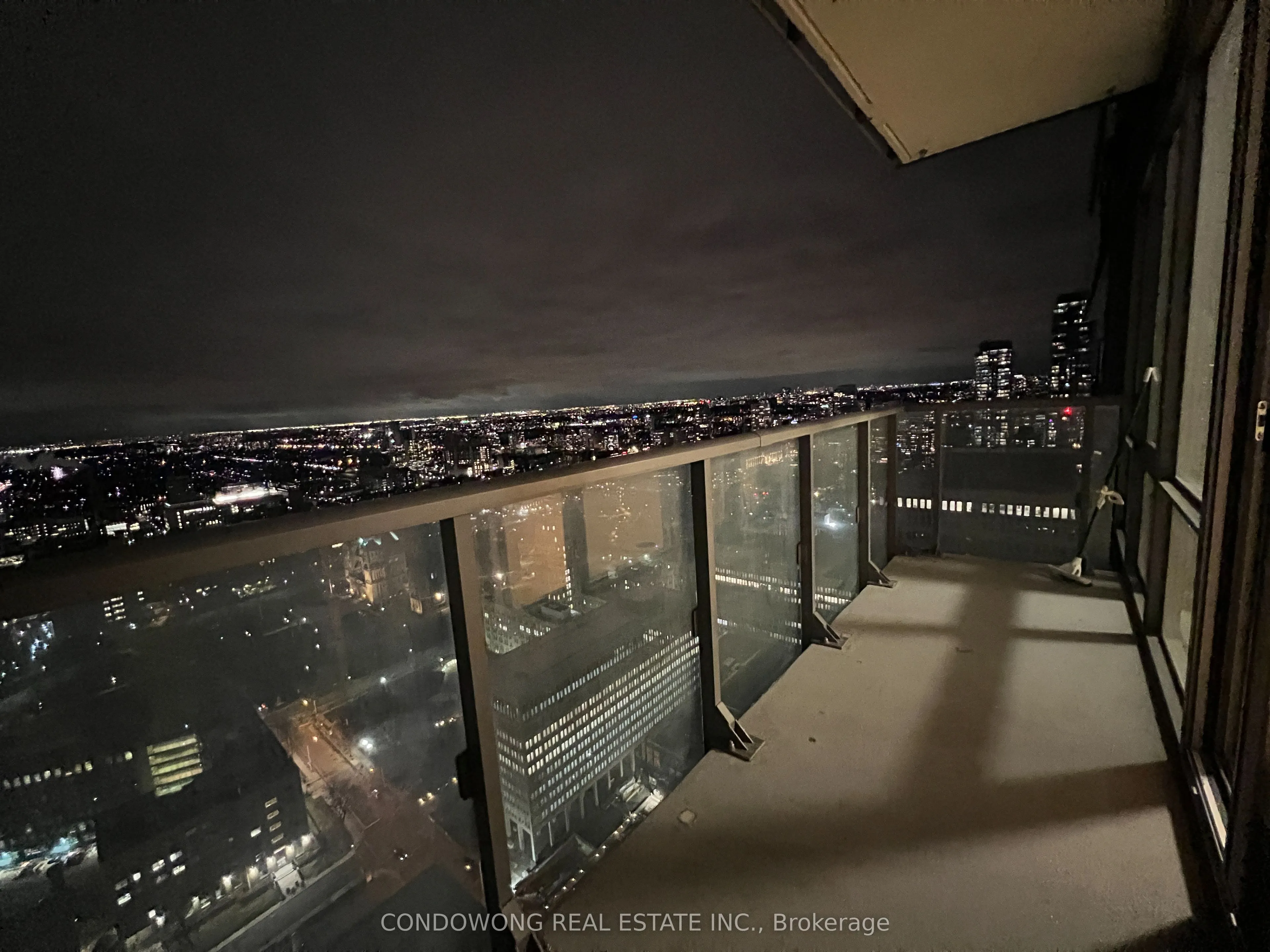 832 Bay Street, #4201