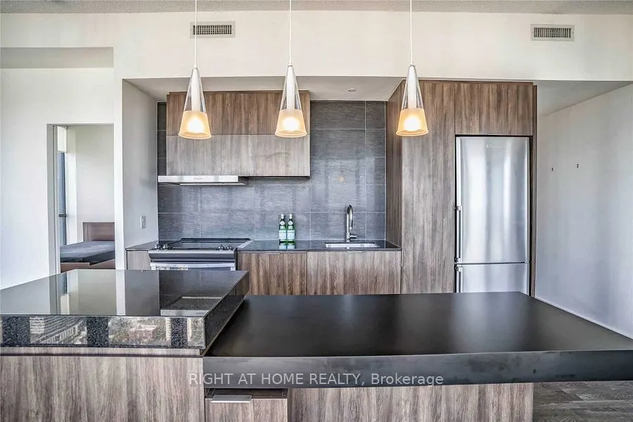 101 Charles Street E, #4801