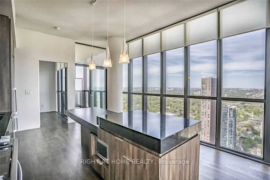 101 Charles Street E, #4801