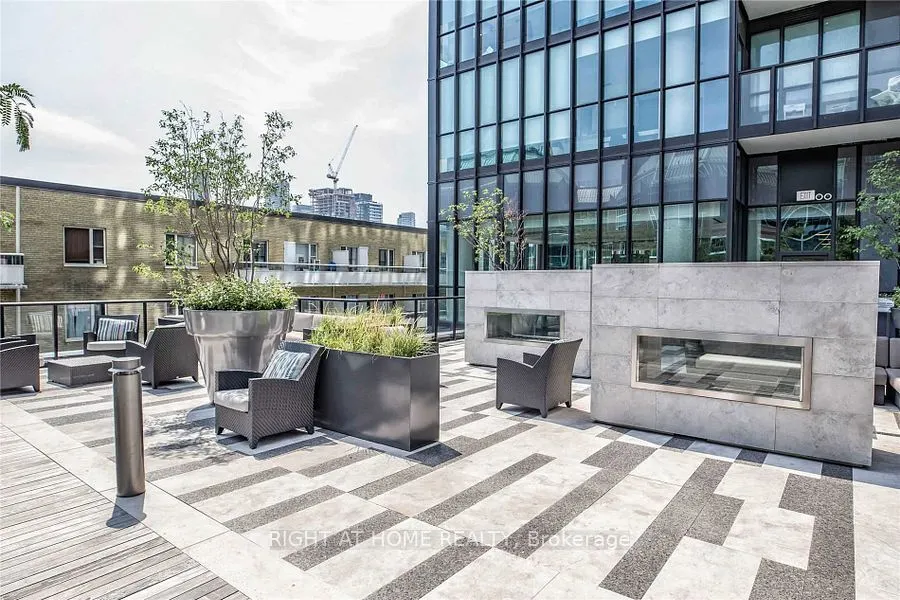 101 Charles Street E, #4801