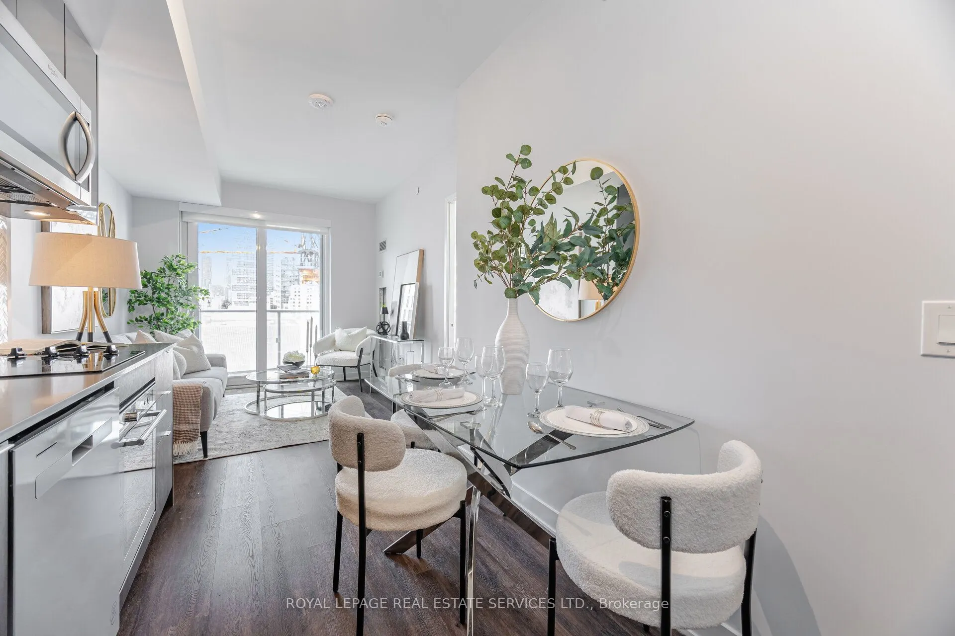 100 Dalhousie Street W, #803