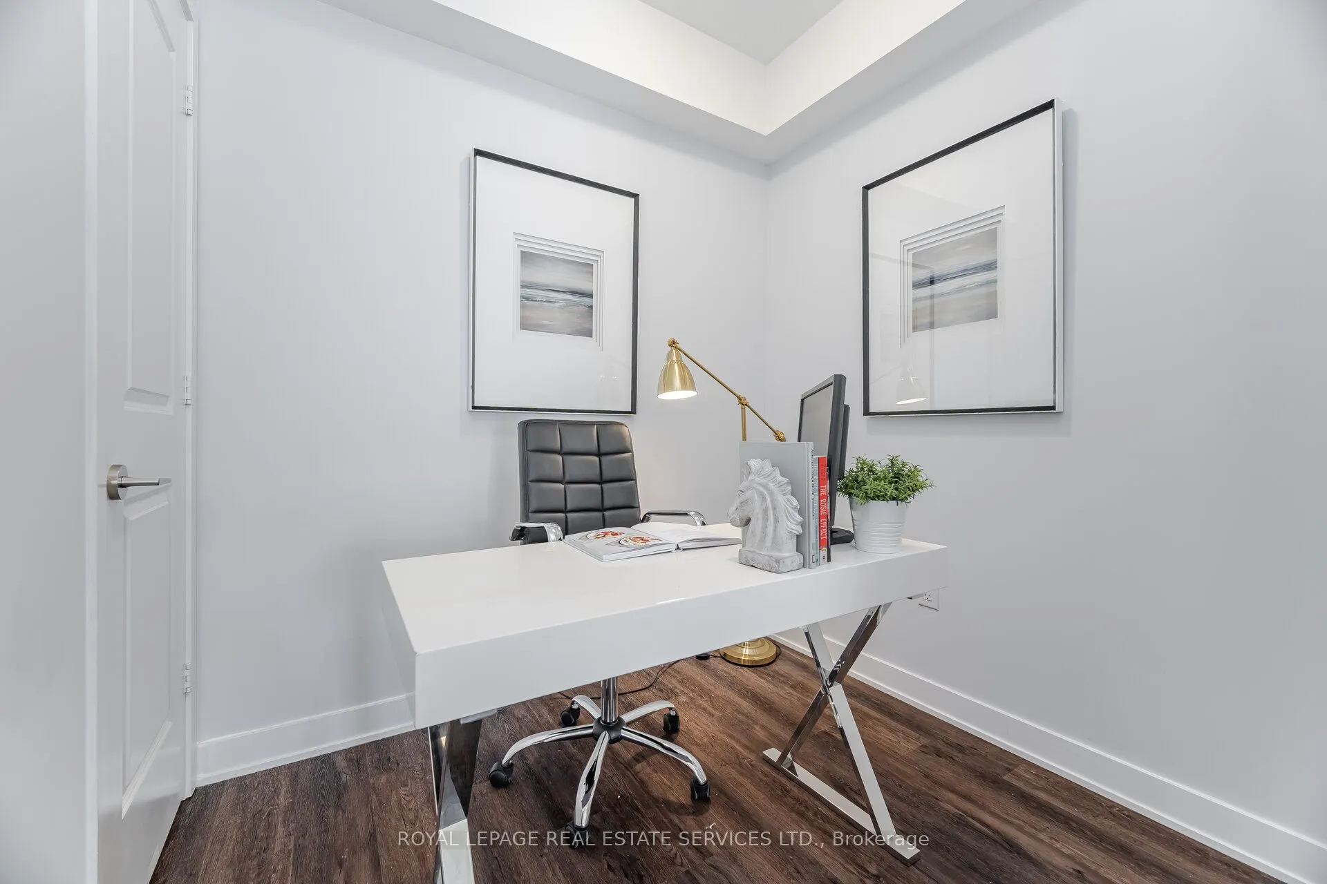 100 Dalhousie Street W, #803