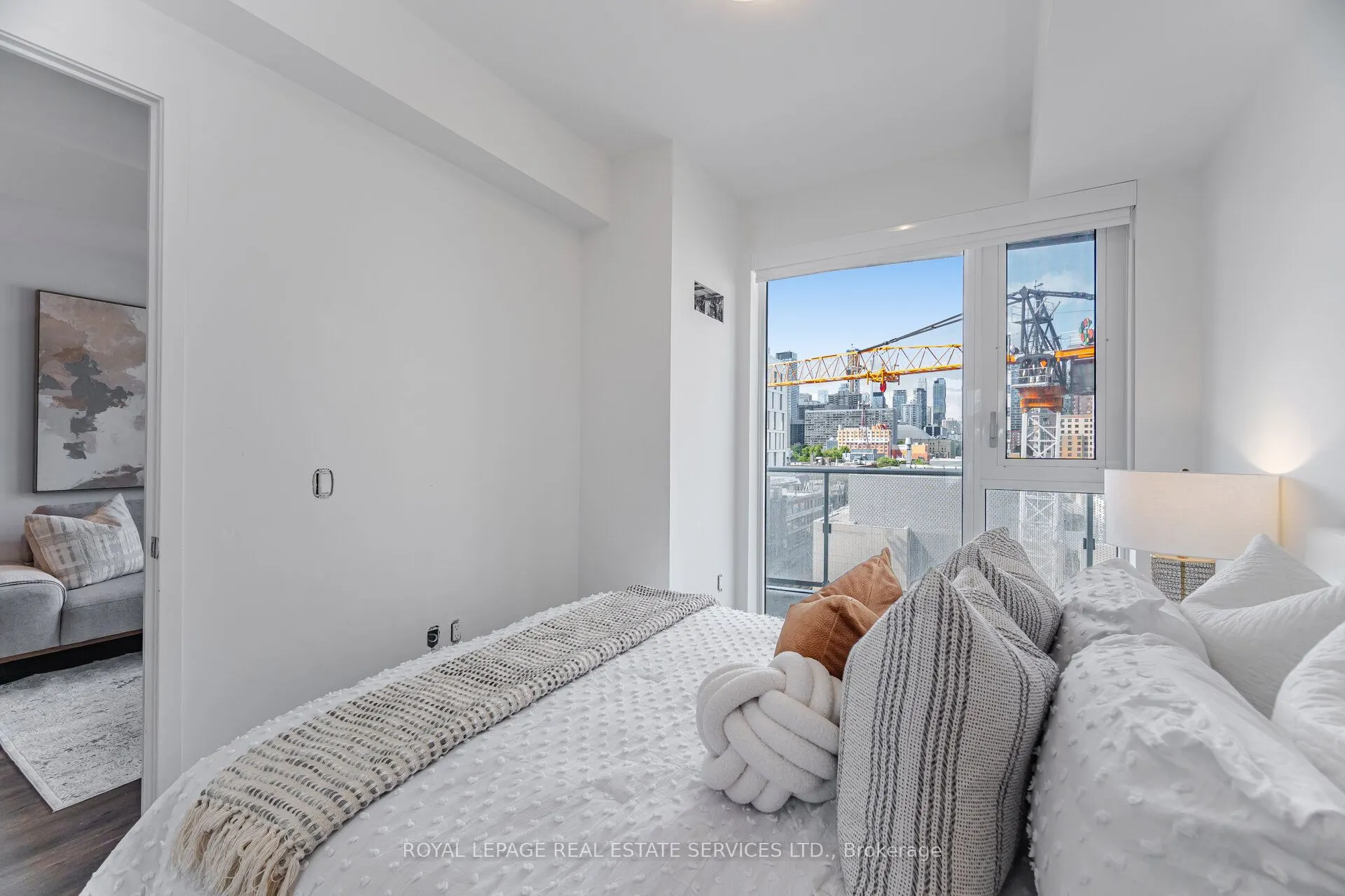 100 Dalhousie Street W, #803